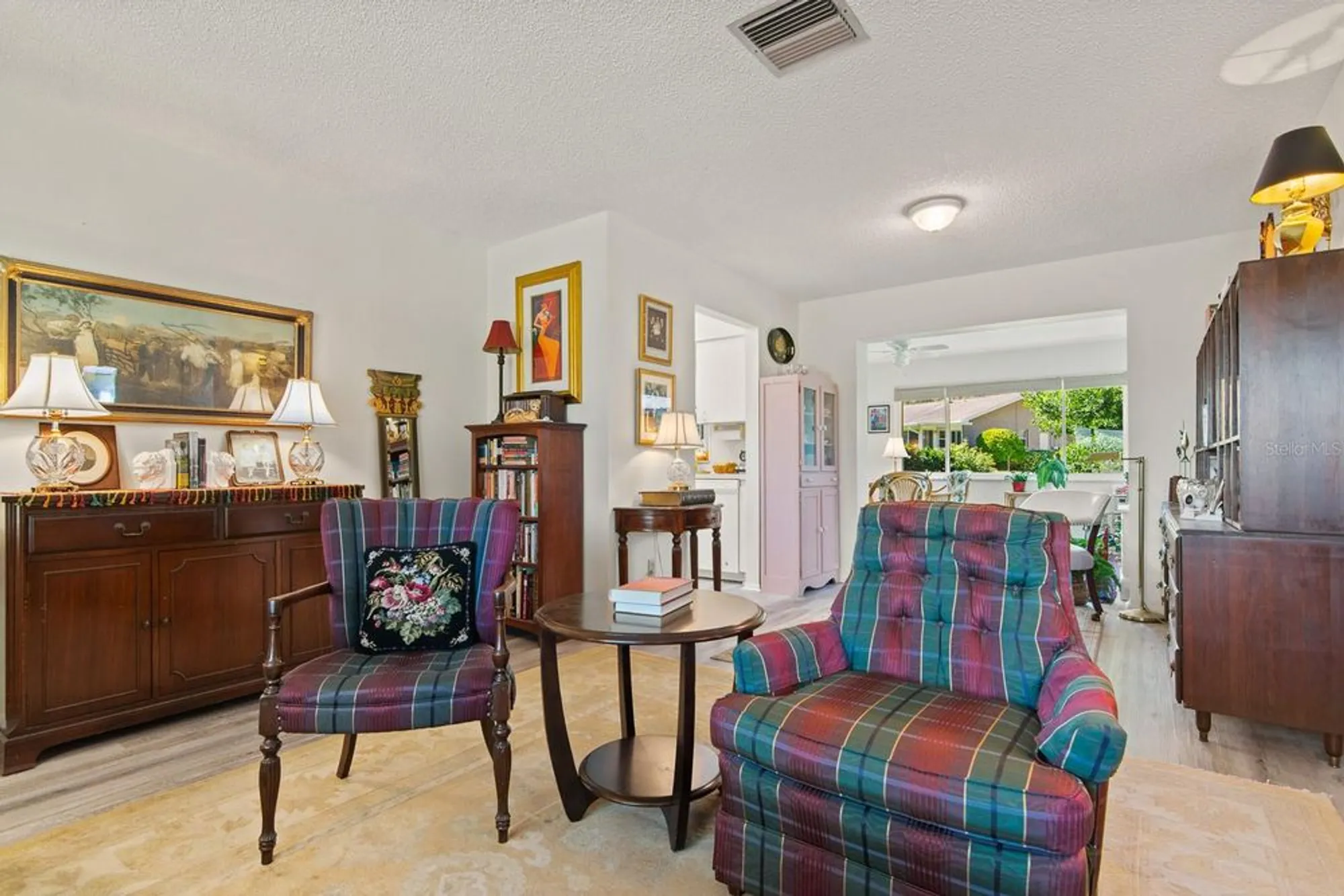 Property Slideshow image 7 of 45 | 1212 timberbrooke dr, Palm Harbor, FL, 34684