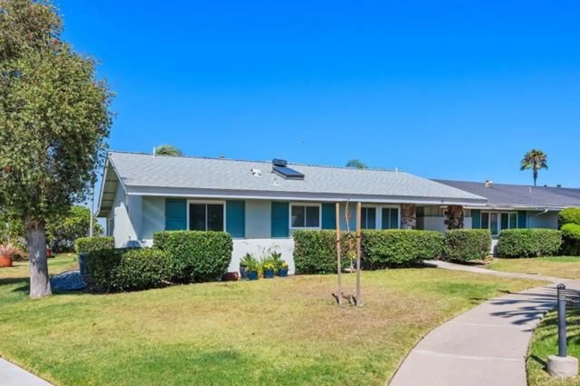 Property Slideshow image 6 of 49 | 3685 vista campana 58, Oceanside, CA, 92057