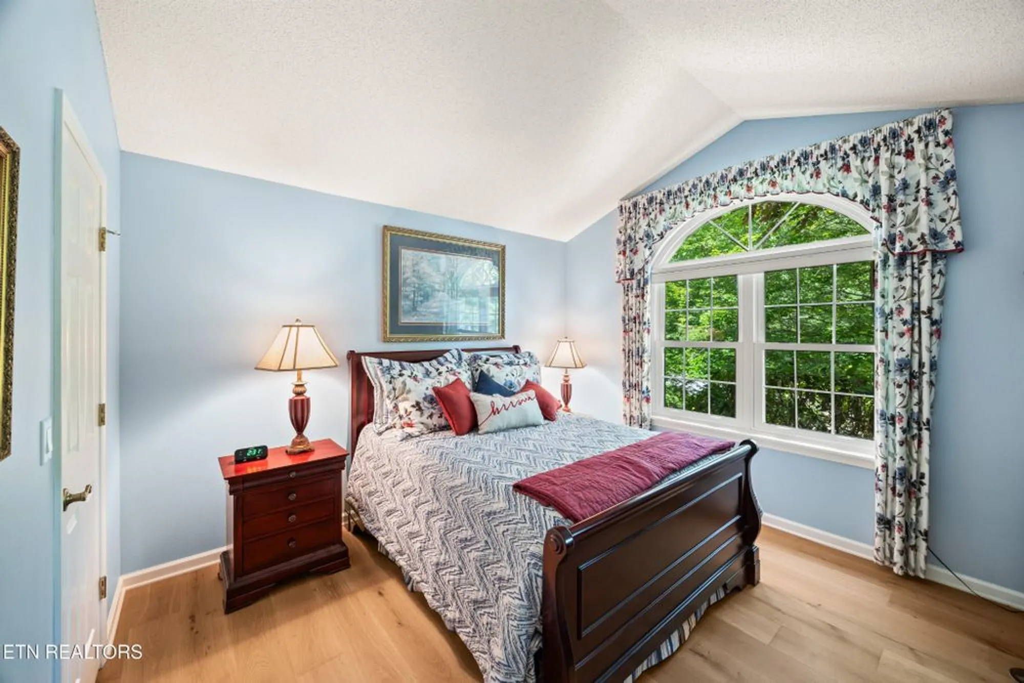 Property Slideshow image 28 of 38 | 152 stonewood dr, Crossville, TN, 38558