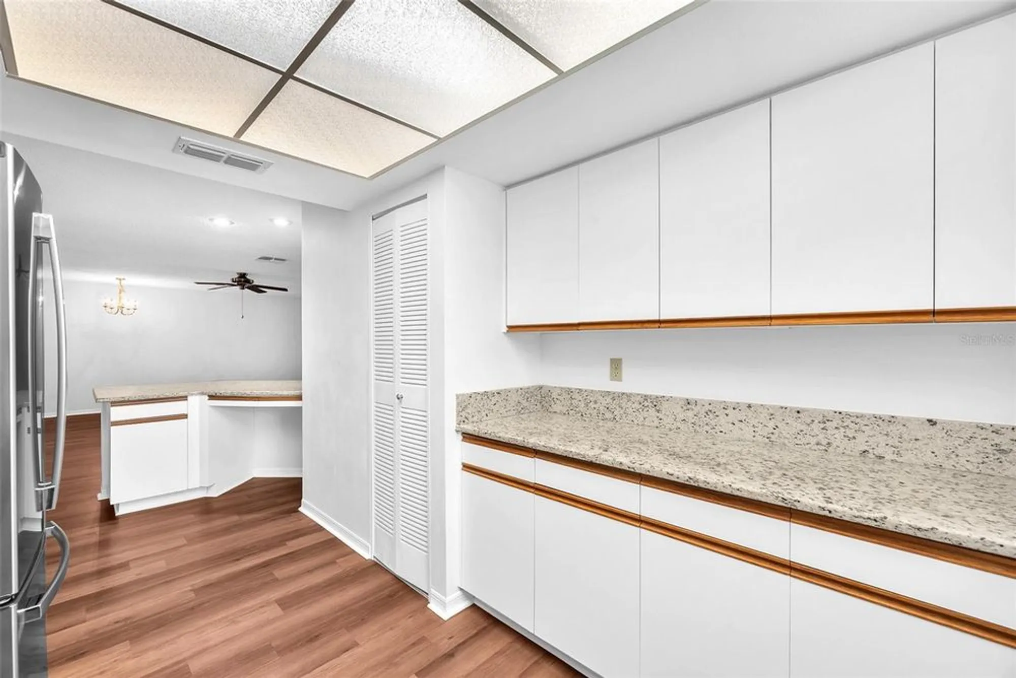 Property Slideshow image 8 of 39 | 904 sun key ct, Sun City Center, FL, 33573
