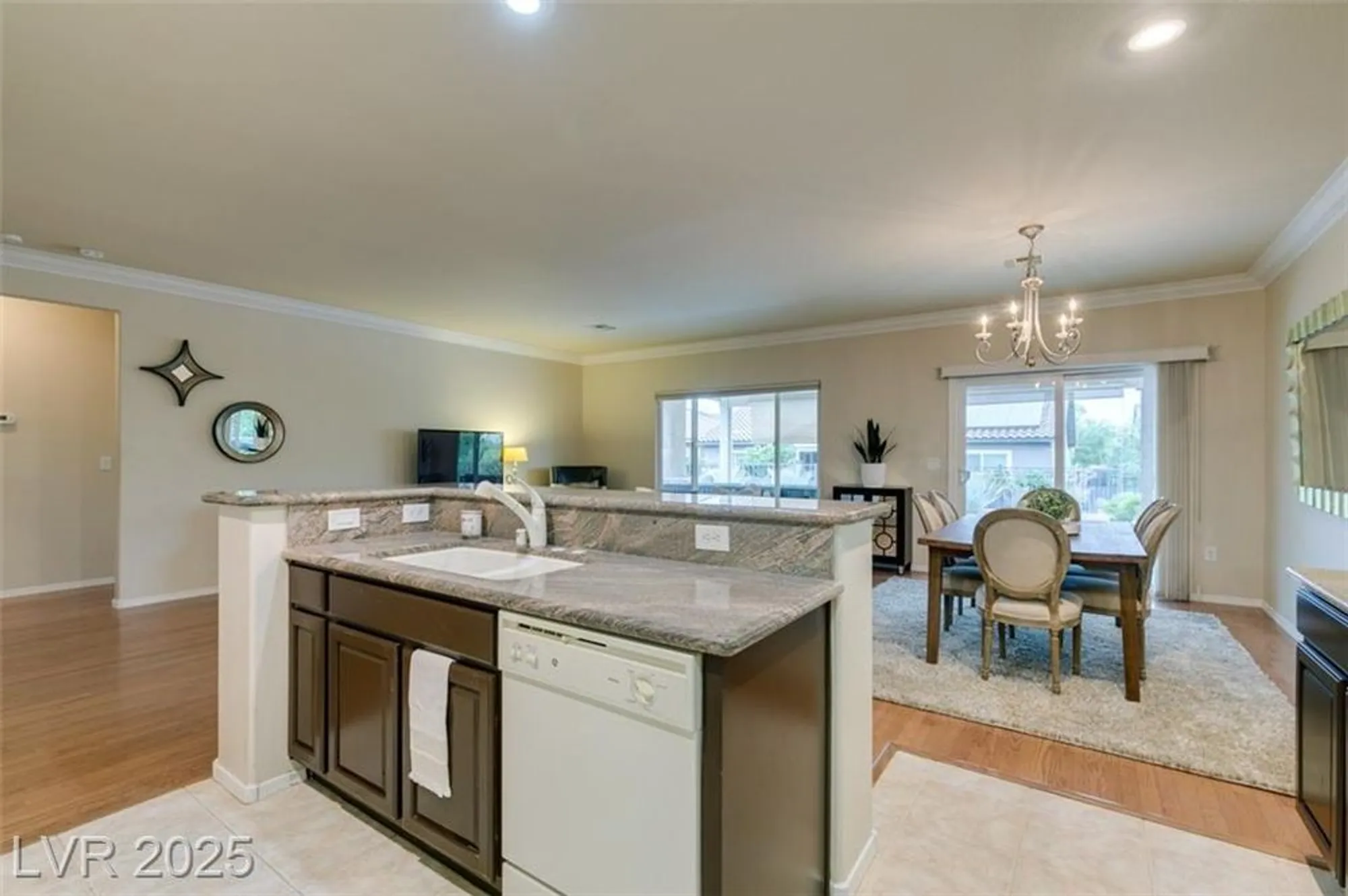 Property Slideshow image 8 of 34 | 3073 olivia heights ave, Henderson, NV, 89052
