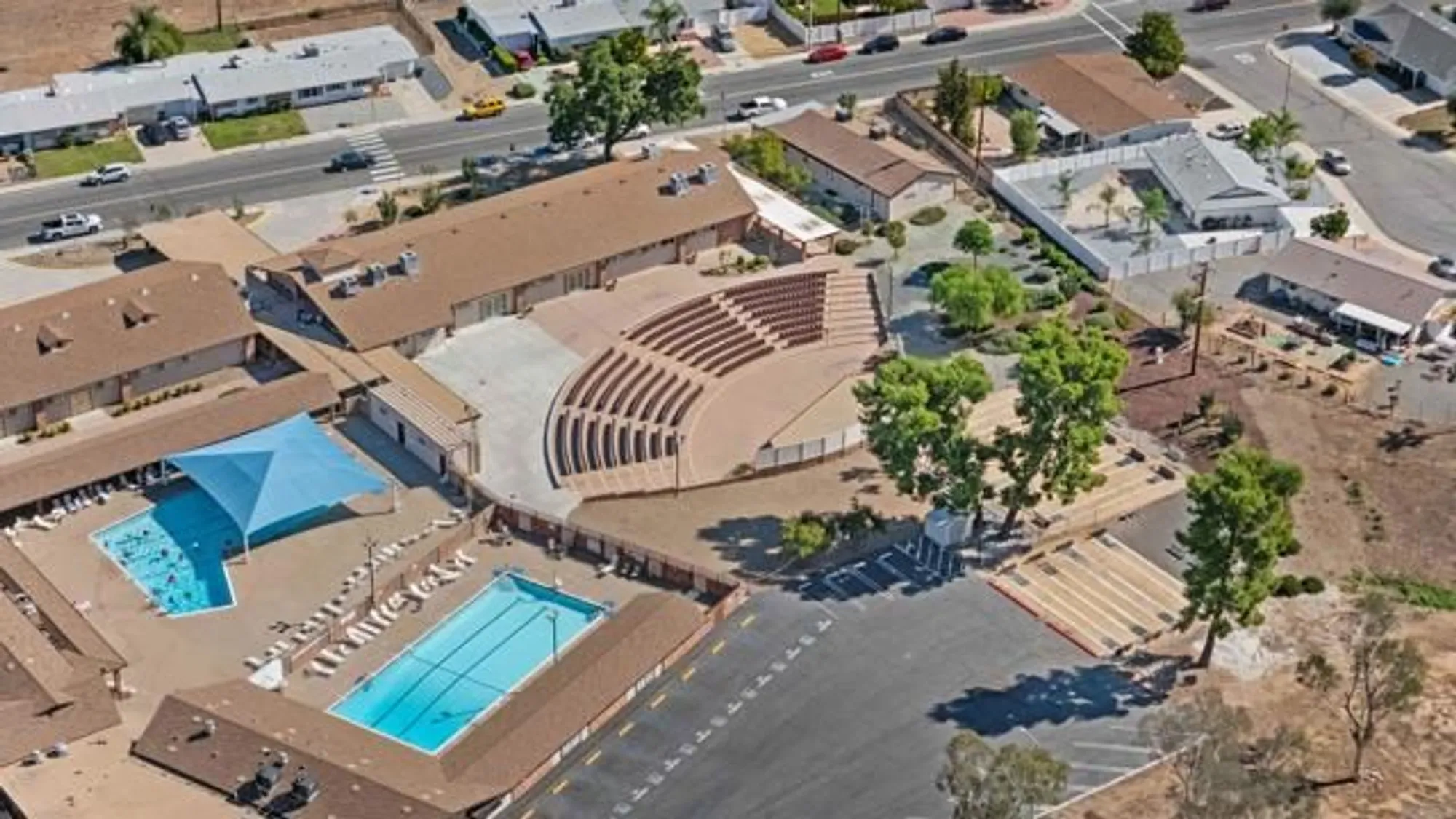 Property Slideshow image 26 of 28 | 25768 roanoke rd, Sun City, CA, 92586