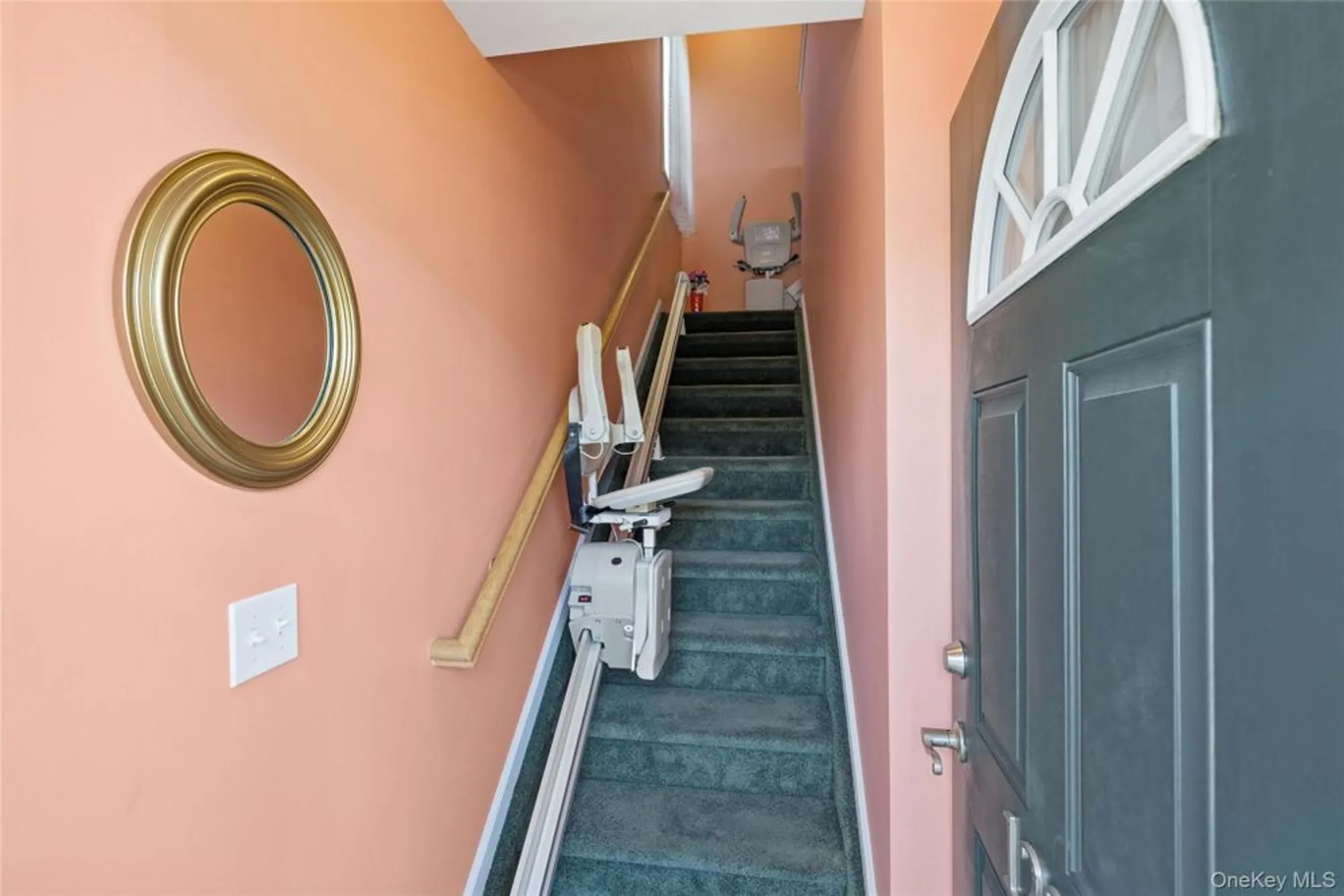 Property Slideshow image 3 of 39 | 1228 willow ln, Valley Stream, NY, 11580