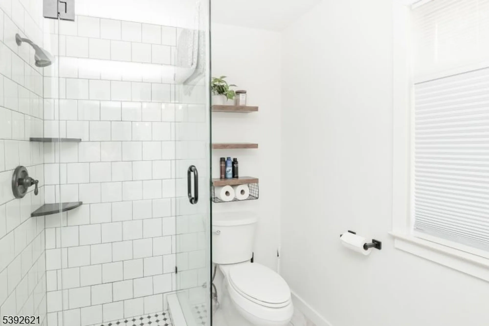 Property Slideshow image 32 of 39 | 31 drake way, Roxbury Twp, NJ, 07836