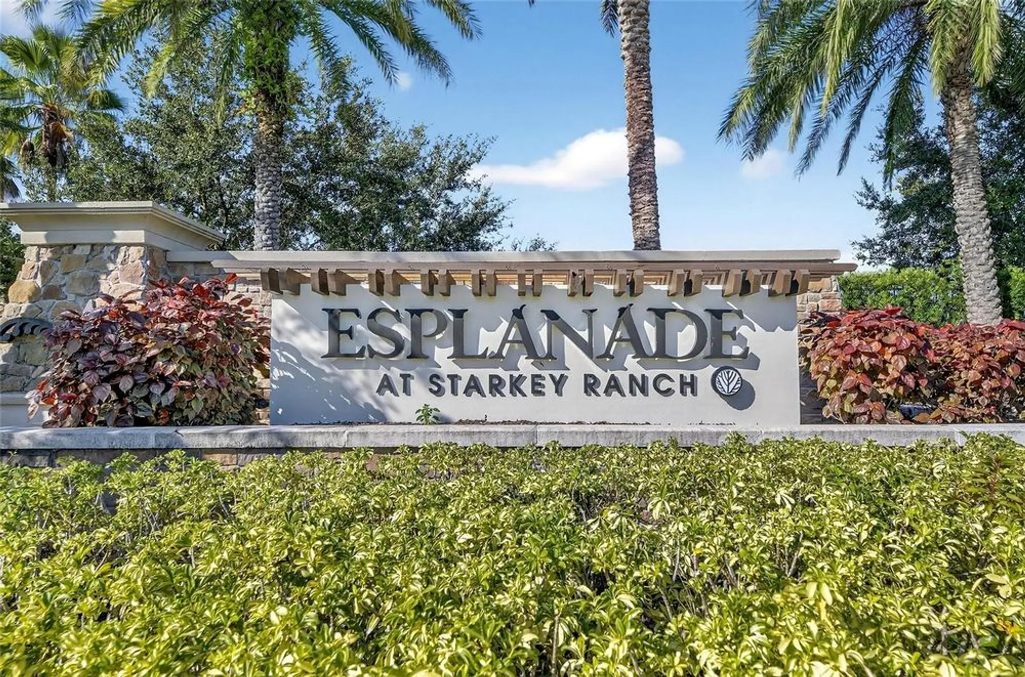 Property Slideshow image 5 of 99 | 11121 egeria dr, Odessa, FL, 33556