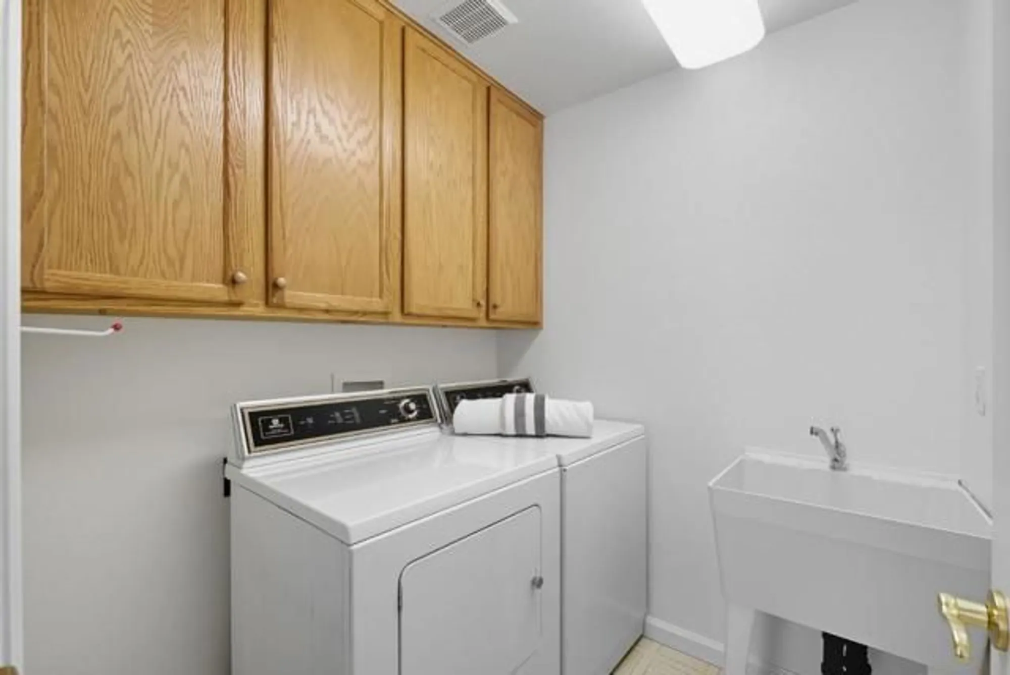 Property Slideshow image 26 of 56 | 2044 folle blanche dr, San Jose, CA, 95135