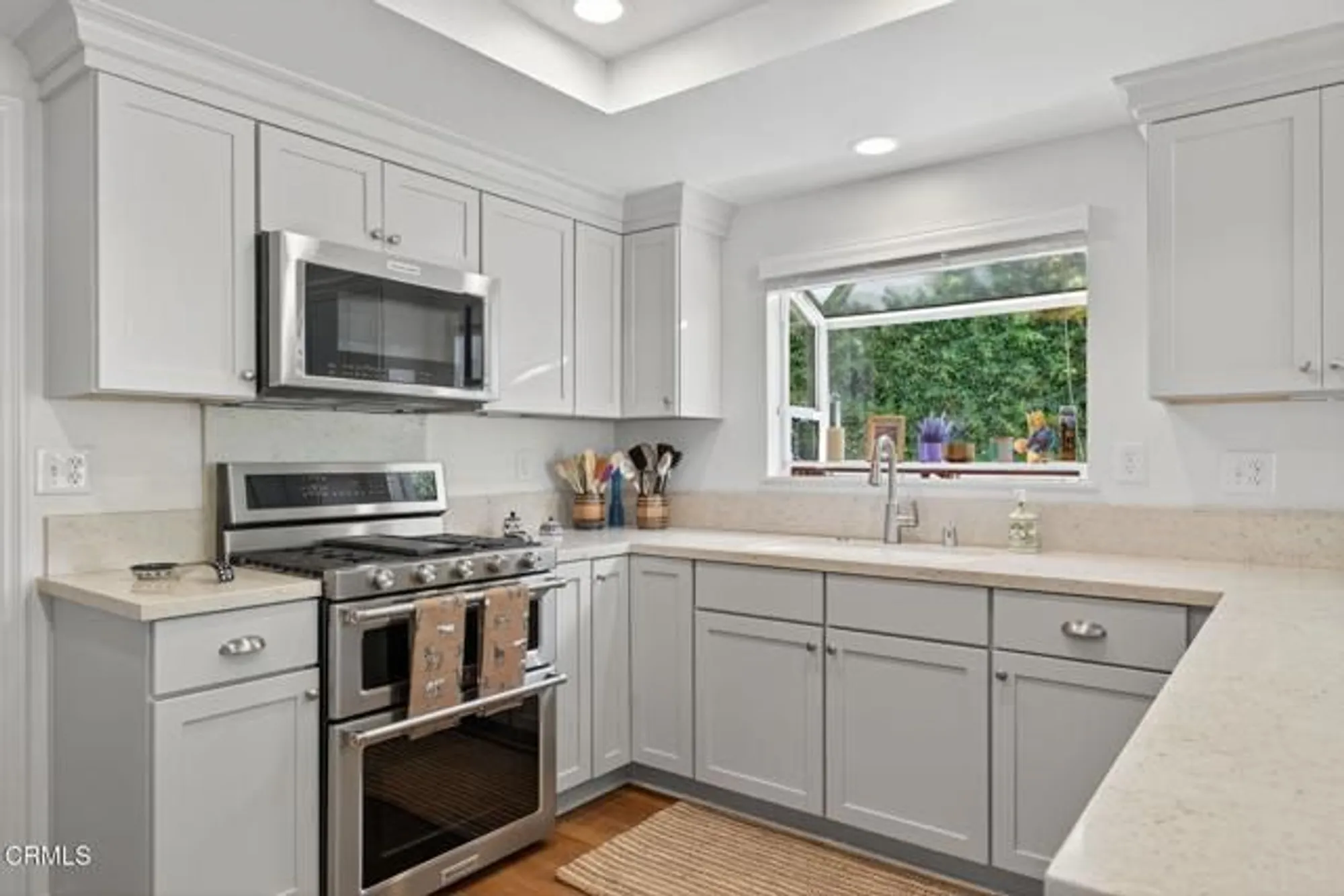 Property Slideshow image 18 of 61 | 6464 san como ln, Camarillo, CA, 93012