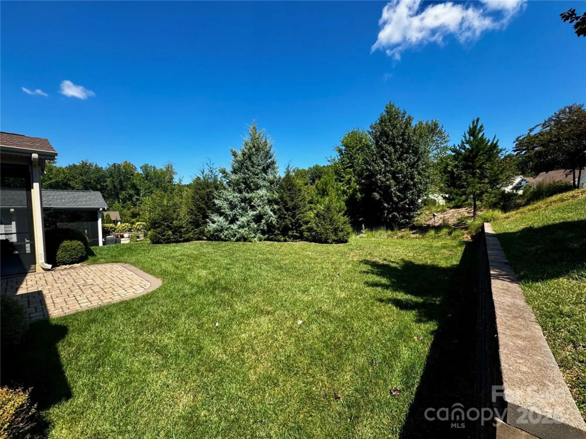 Property Slideshow image 29 of 37 | 1243 greenland dr, Denver, NC, 28037