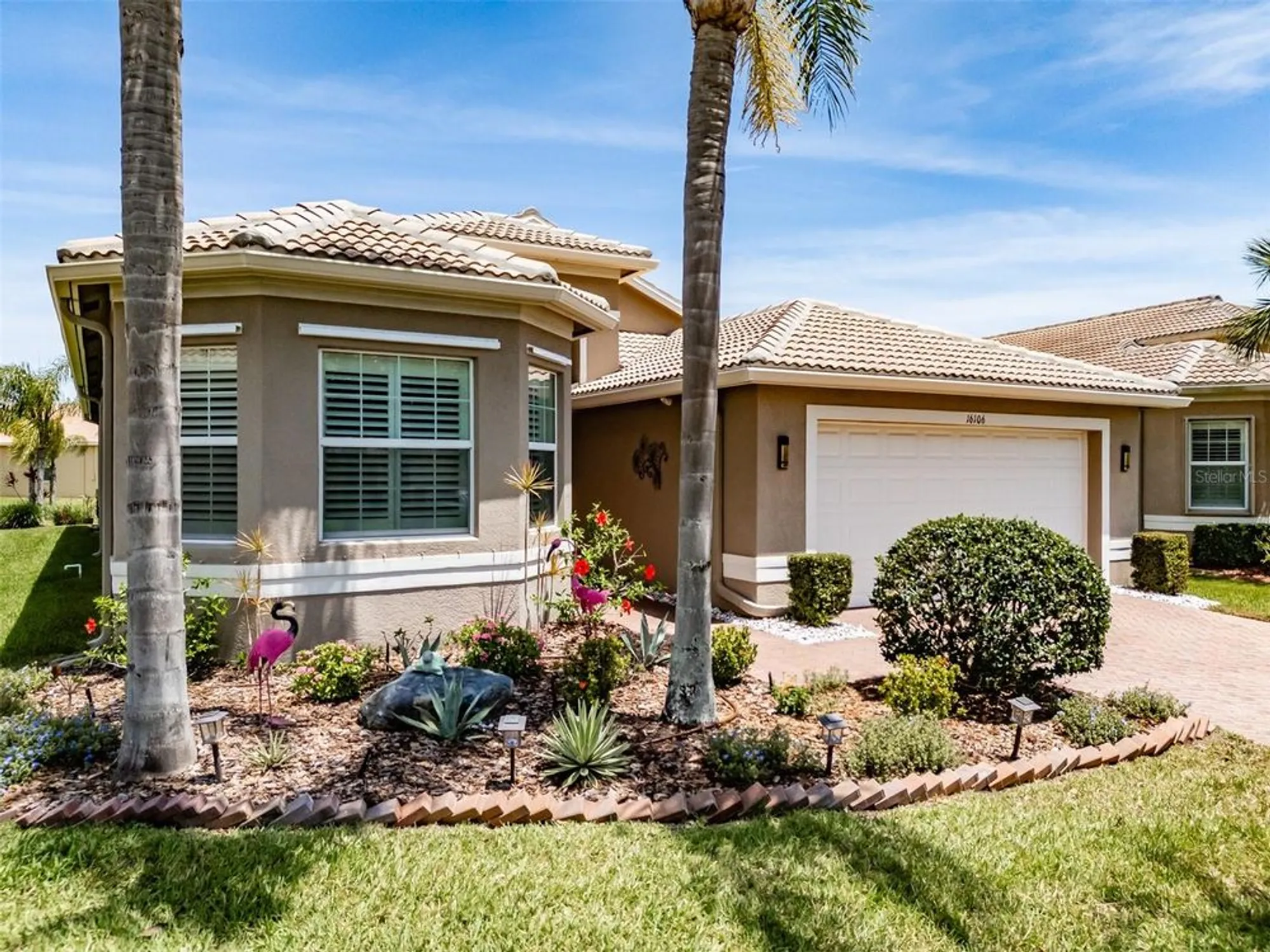 Property Slideshow image 5 of 100 | 16106 cedar key dr, Wimauma, FL, 33598