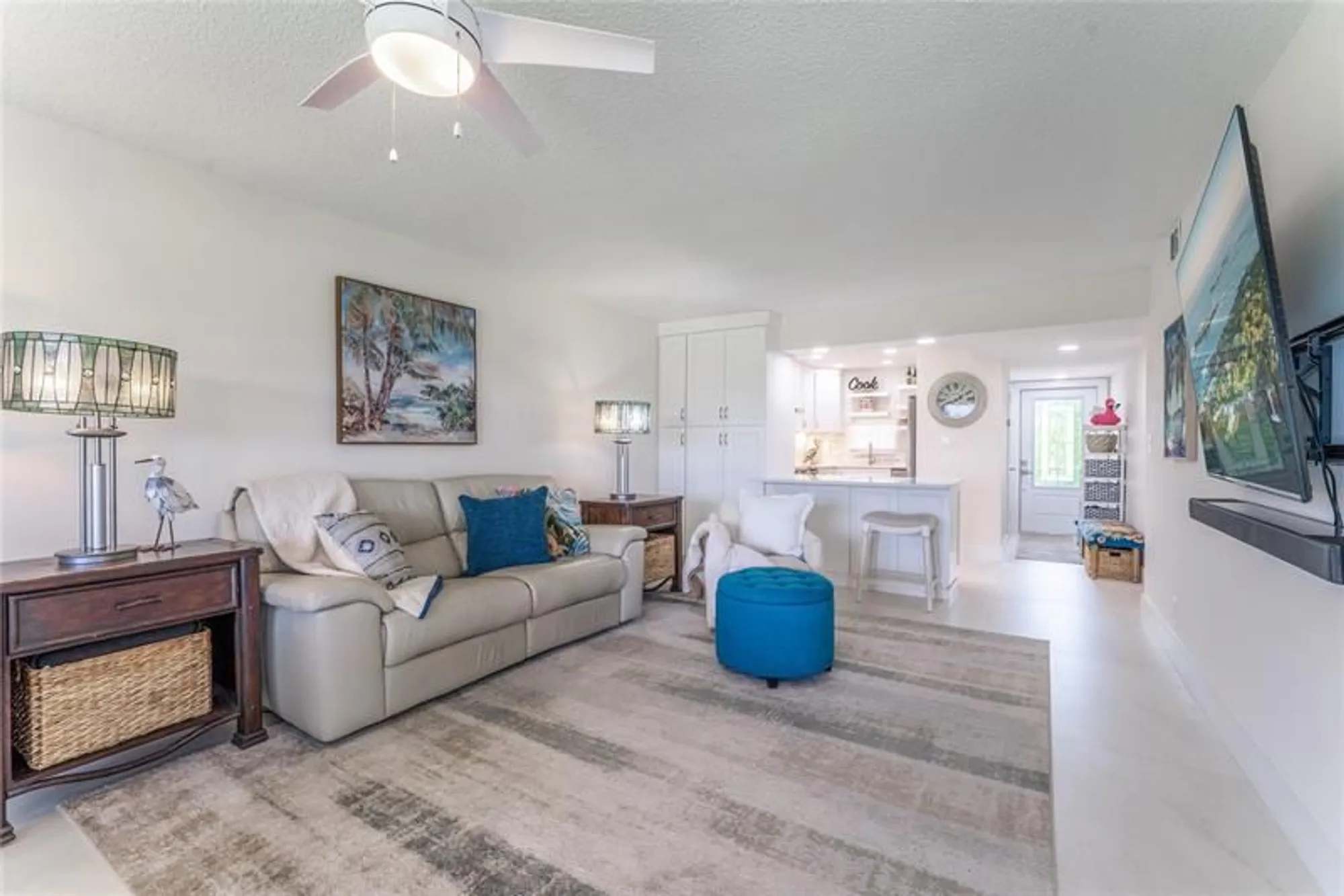 Property Slideshow image 13 of 61 | 9411 n hollybrook lake dr 310, Pembroke Pines, FL, 33025