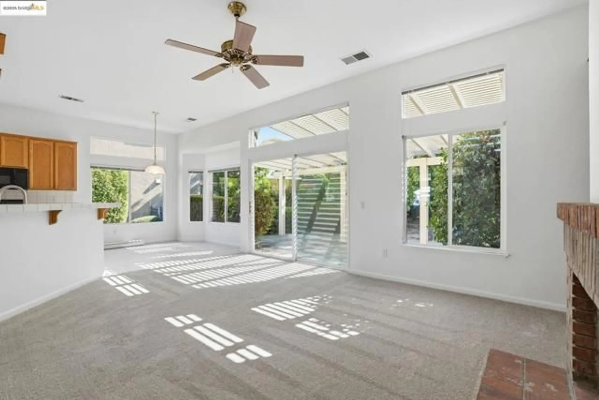 Property Slideshow image 7 of 52 | 84 spencer way, Brentwood, CA, 94513