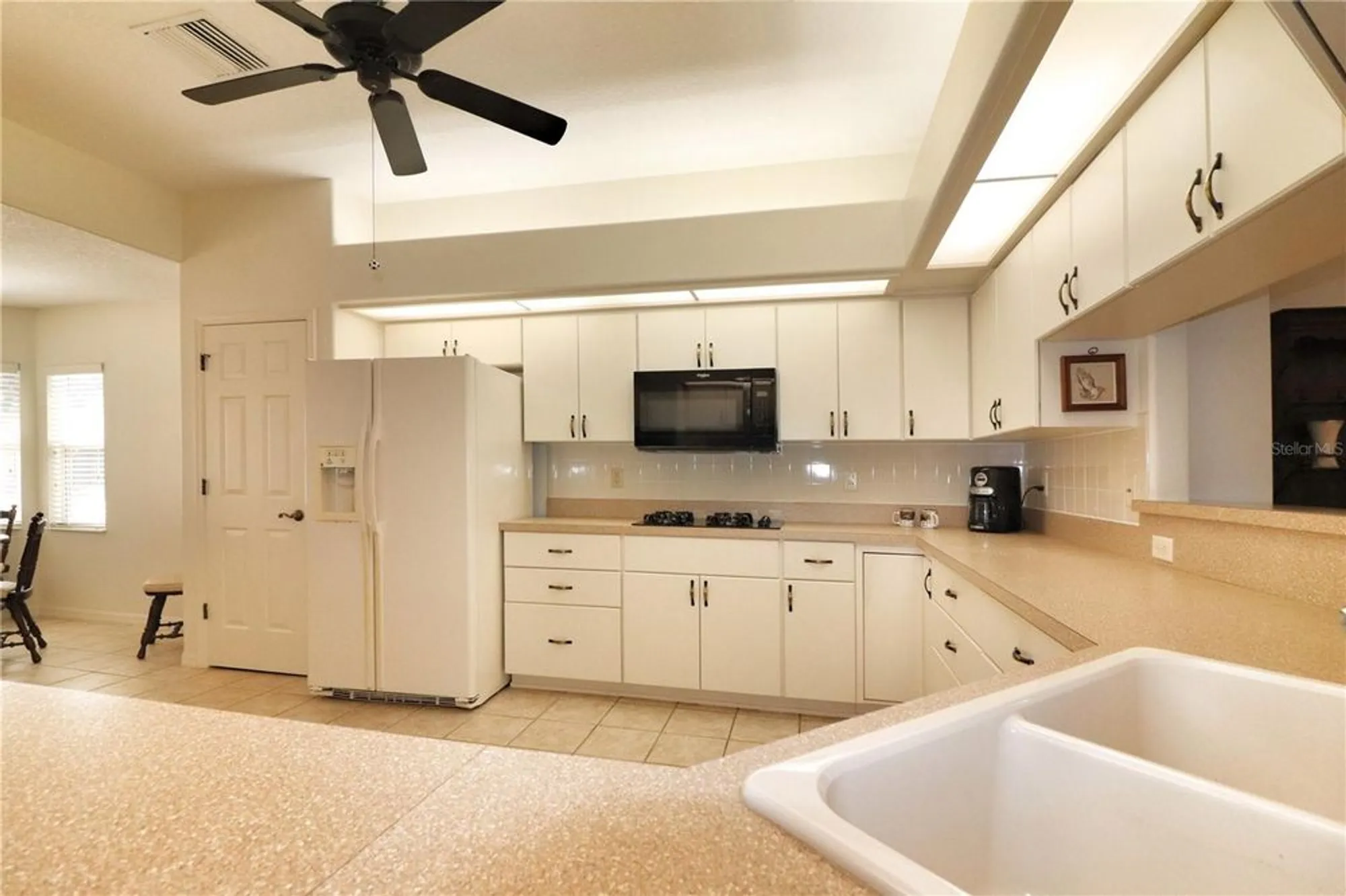 Property Slideshow image 9 of 42 | 5433 sir churchill dr, Leesburg, FL, 34748