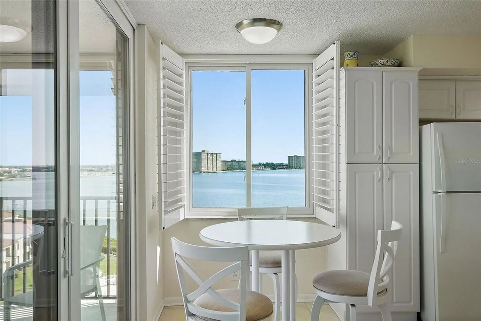Property Slideshow image 15 of 42 | 6322 palma del mar blvd s apt 706, St Petersburg, FL, 33715