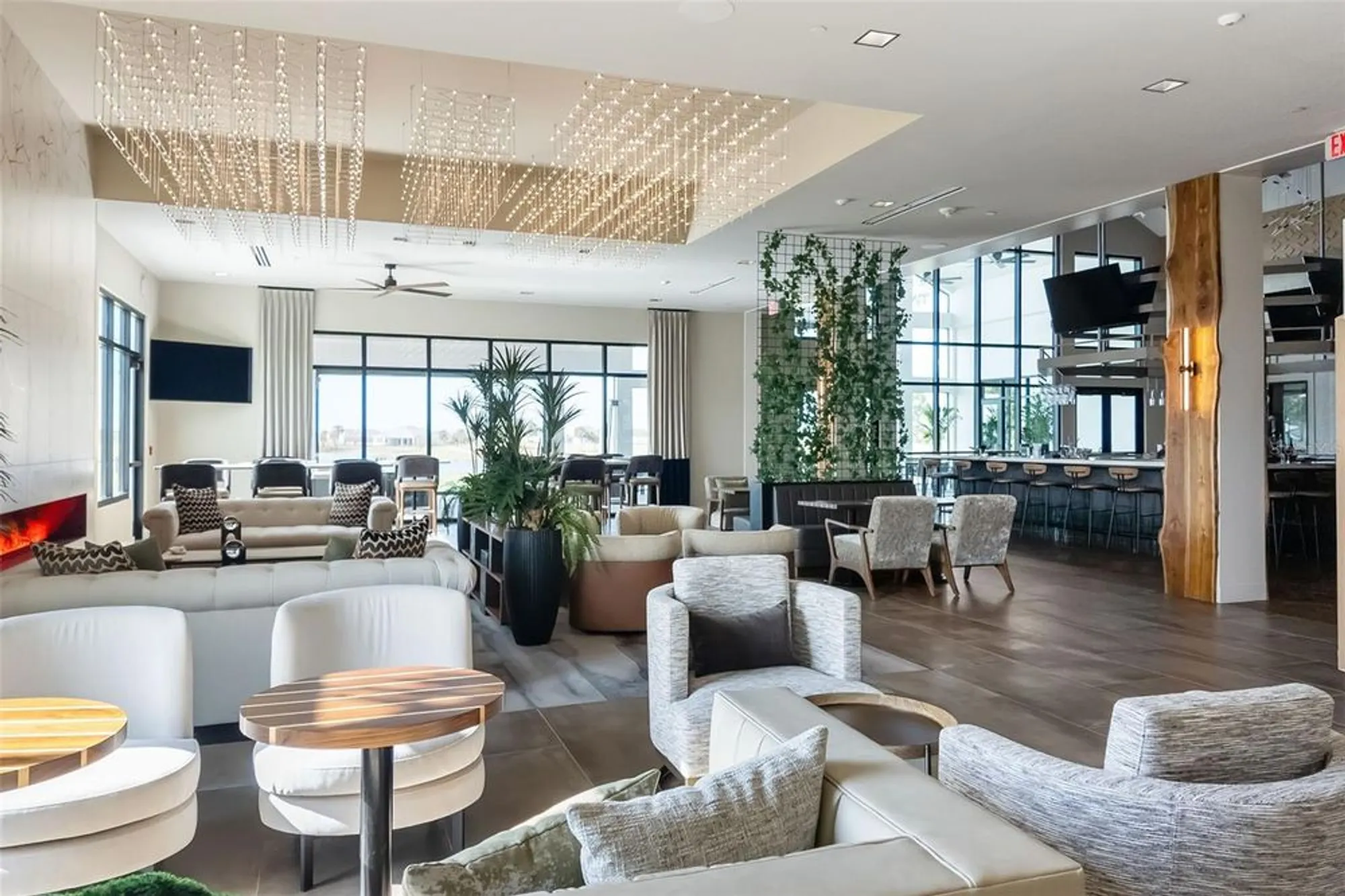 Property Slideshow image 47 of 73 | 16127 fortezza dr, Bradenton, FL, 34211