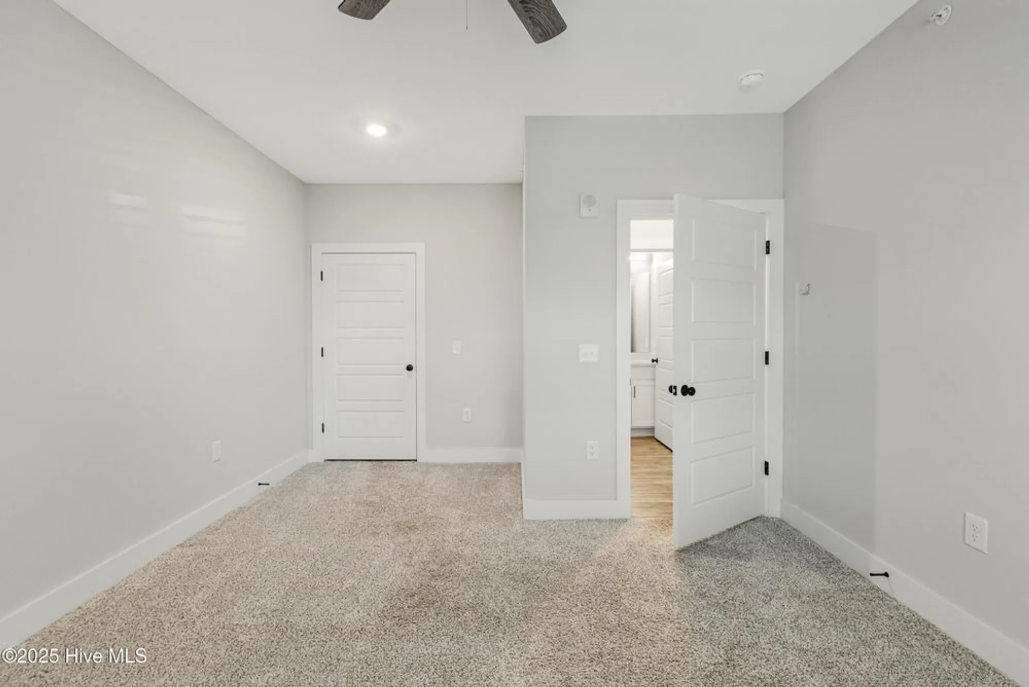 Property Slideshow image 21 of 43 | 395 s crow creek dr nw unit 1621, Calabash, NC, 28467