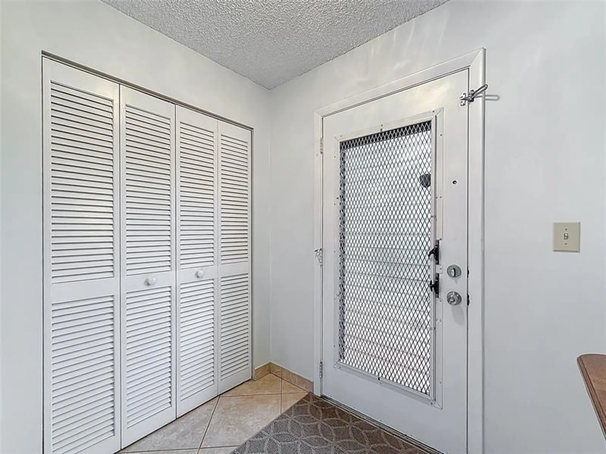 Property Slideshow image 9 of 62 | 4930 e sabal palm blvd 301, Tamarac, FL, 33319