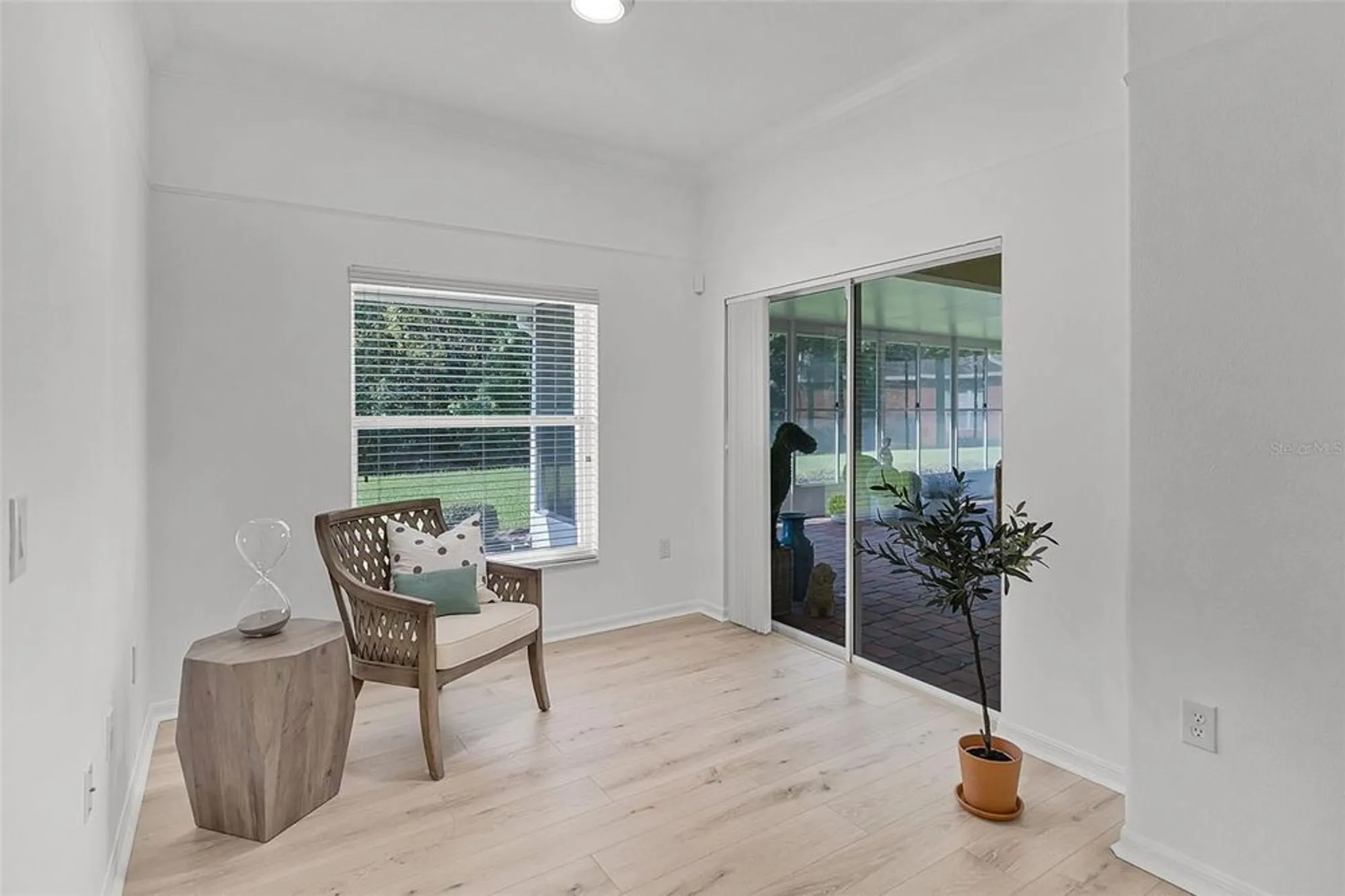 Property Slideshow image 24 of 89 | 917 shorehaven dr, Poinciana, FL, 34759