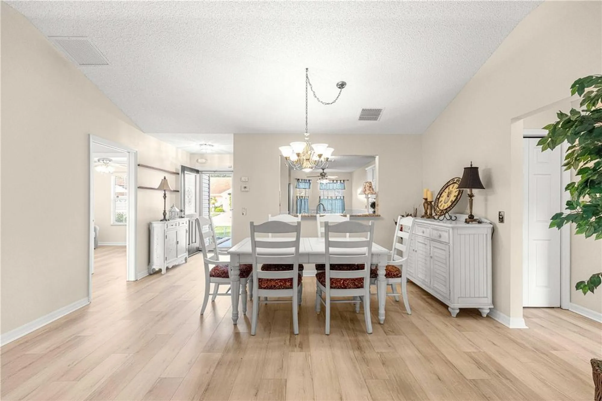 Property Slideshow image 11 of 39 | 16925 se 77th northridge ct, The Villages, FL, 32162