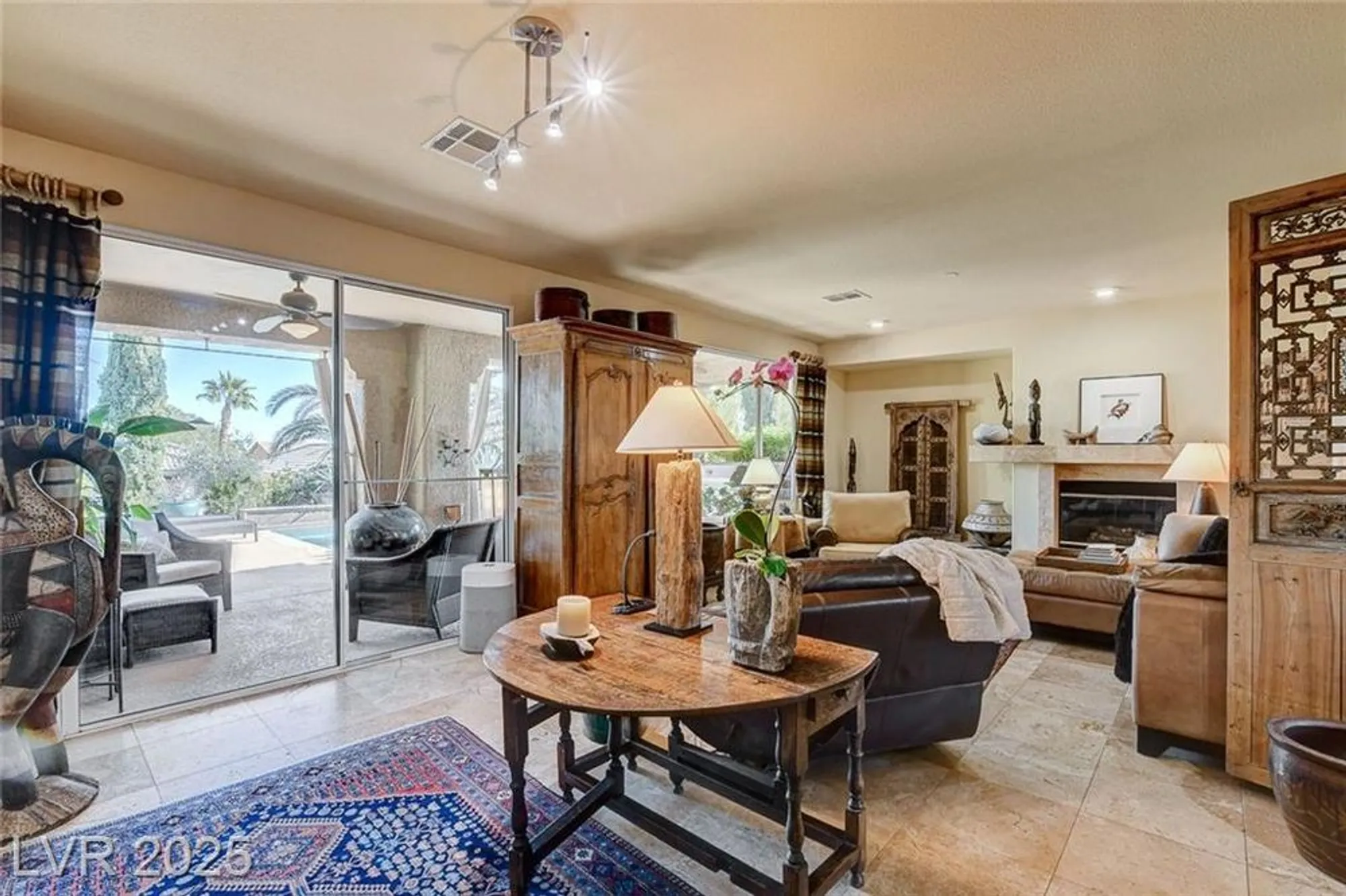 Property Slideshow image 6 of 56 | 5152 vincitor st, Las Vegas, NV, 89135