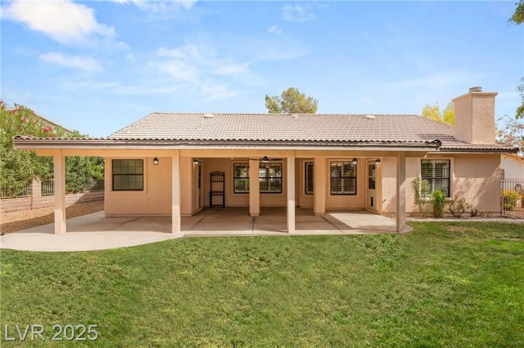 Property Slideshow image 29 of 40 | 5605 bay shore cir, Las Vegas, NV, 89130