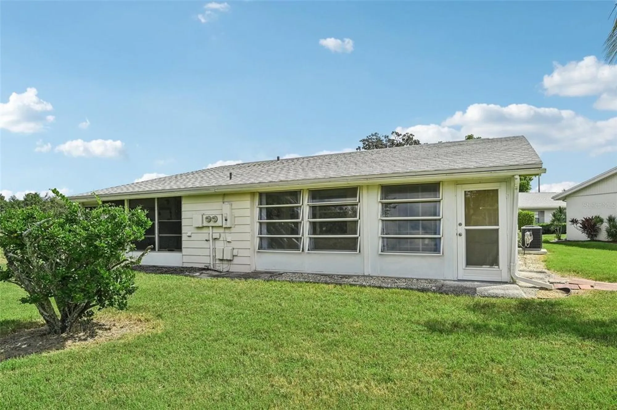 Property Slideshow image 35 of 63 | 301 andover pl s apt 177, Sun City Center, FL, 33573