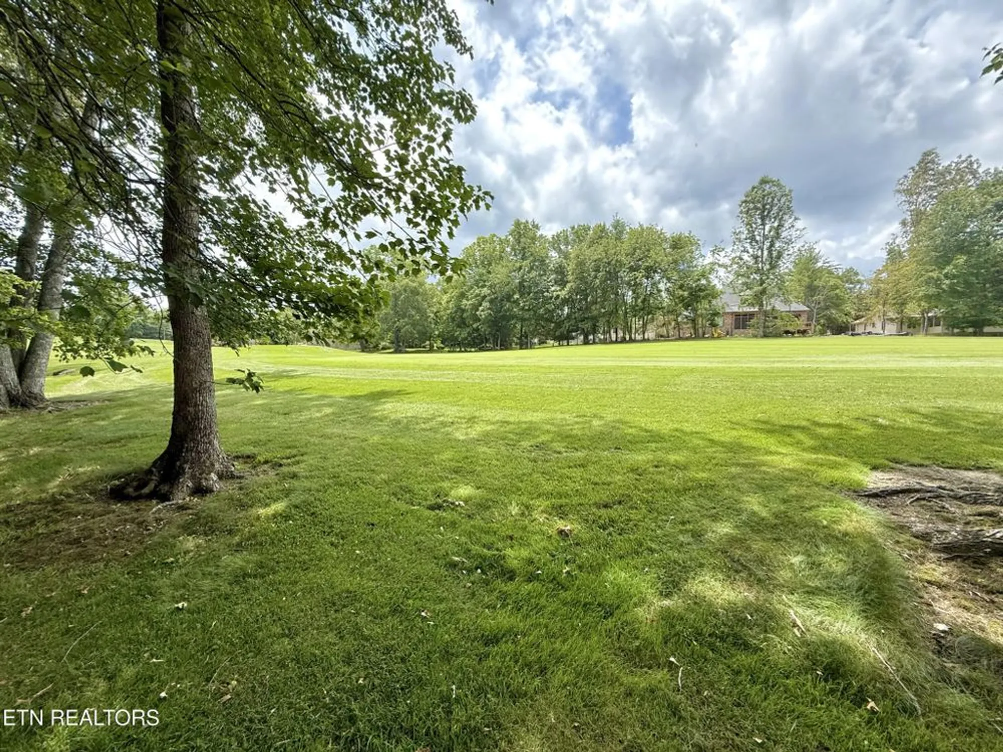 Property Slideshow image 47 of 55 | 17 kenwood ct, Crossville, TN, 38558