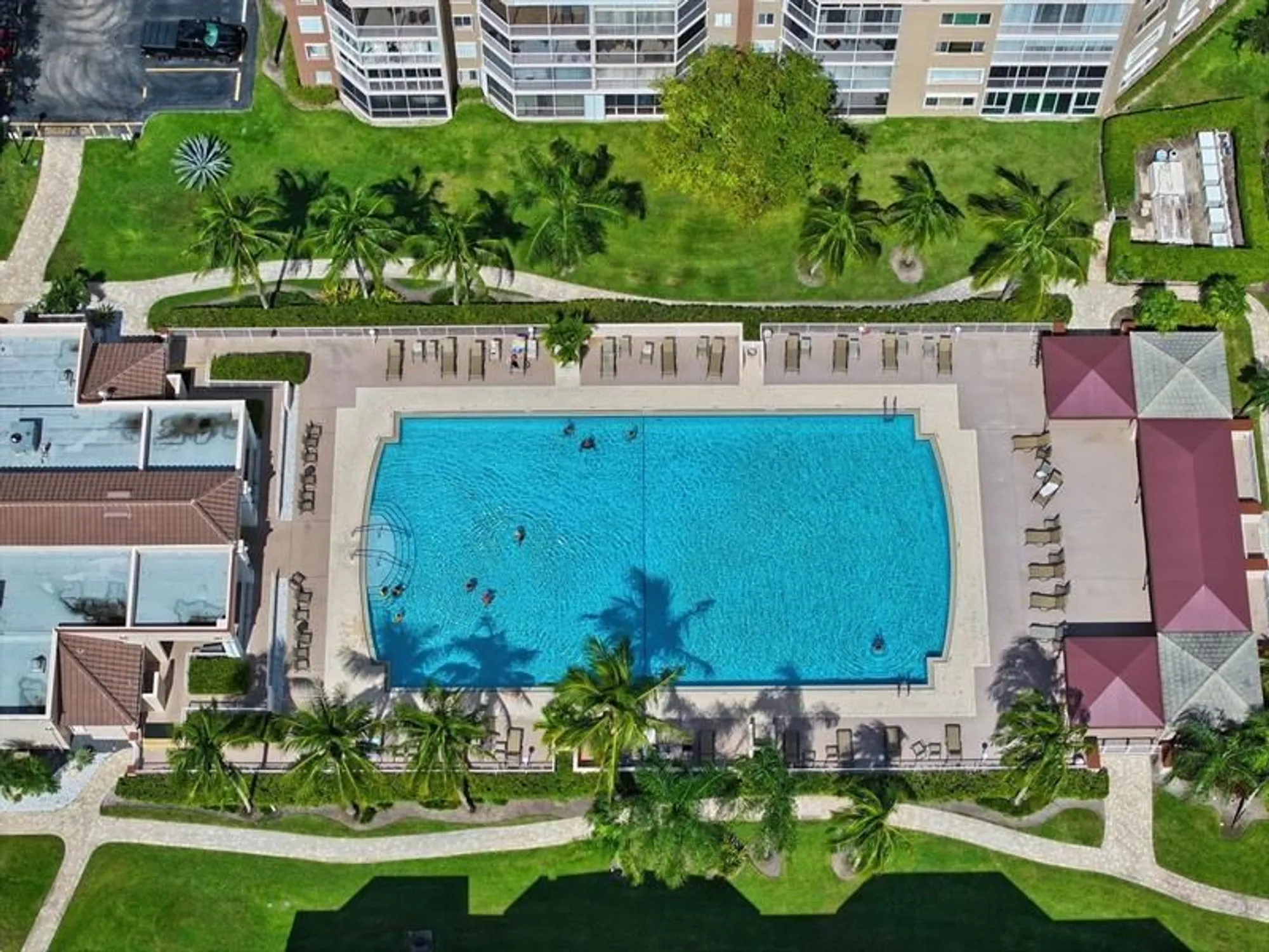 Property Slideshow image 38 of 49 | 7361 granville dr 303, Tamarac, FL, 33321