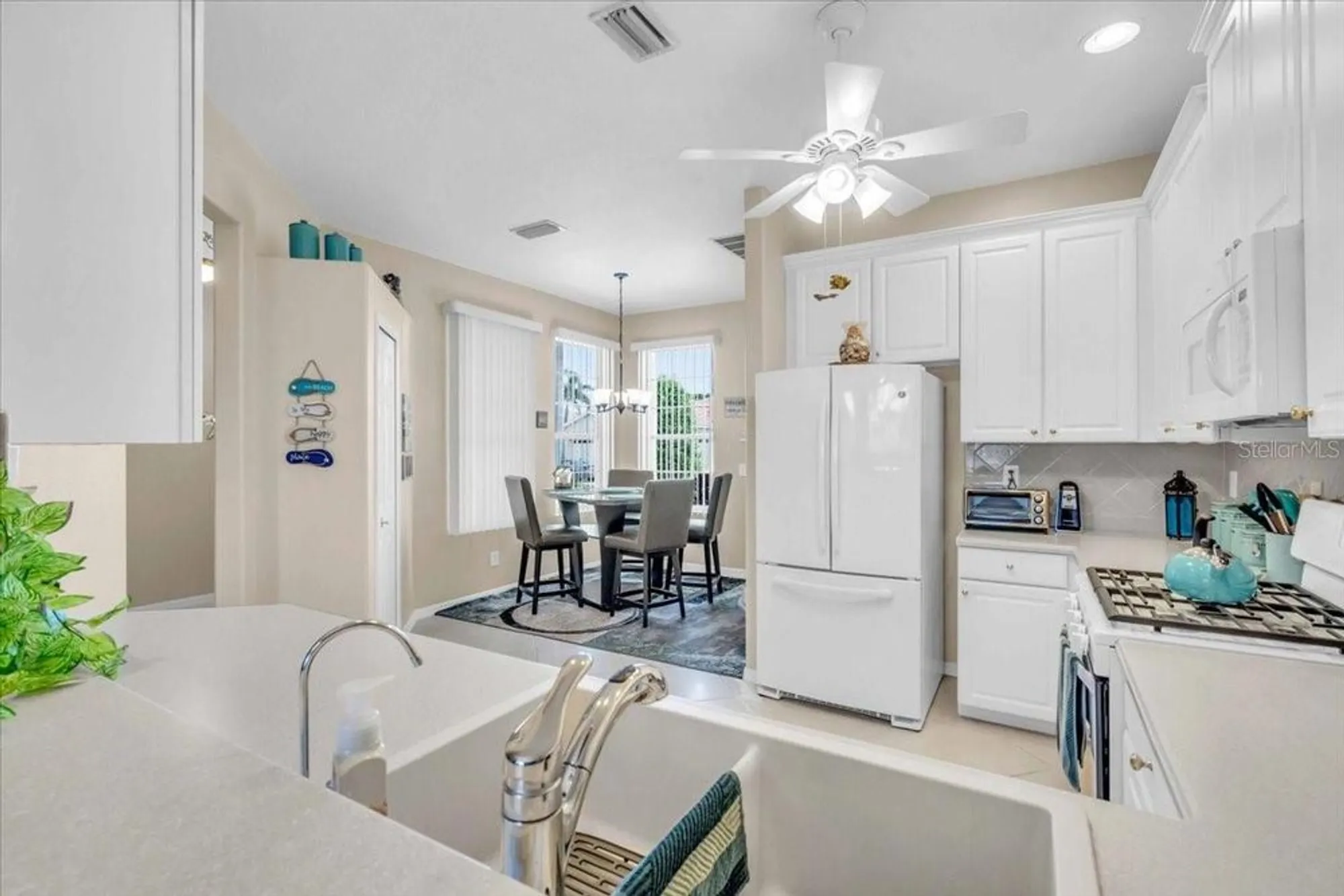 Property Slideshow image 17 of 59 | 8151 victoria falls cir, Sarasota, FL, 34243