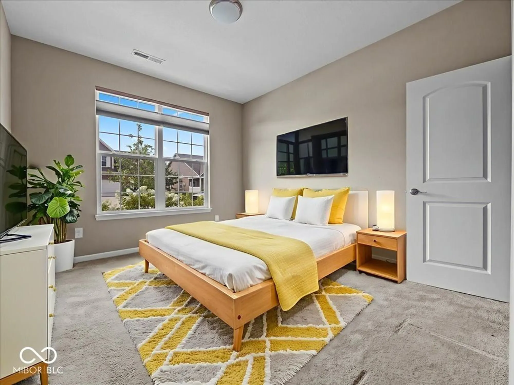 Property Slideshow image 20 of 38 | 8750 twain ln, Indianapolis, IN, 46239