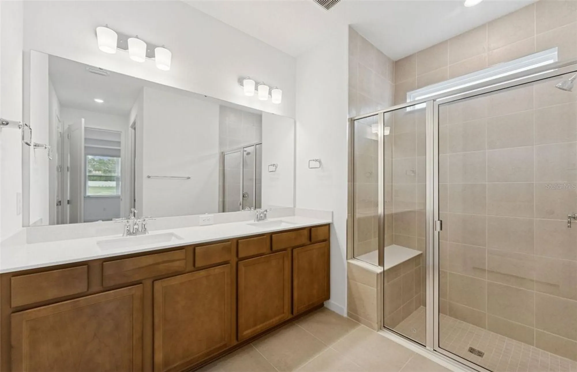 Property Slideshow image 8 of 27 | 13741 canyon ridge rd, Spring Hill, FL, 34610