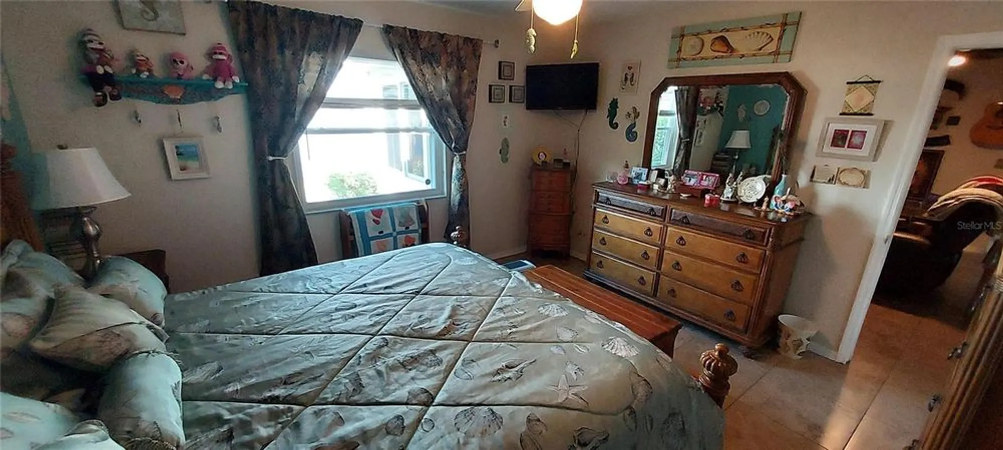 Property Slideshow image 26 of 39 | 906 bluewater dr, Sun City Center, FL, 33573