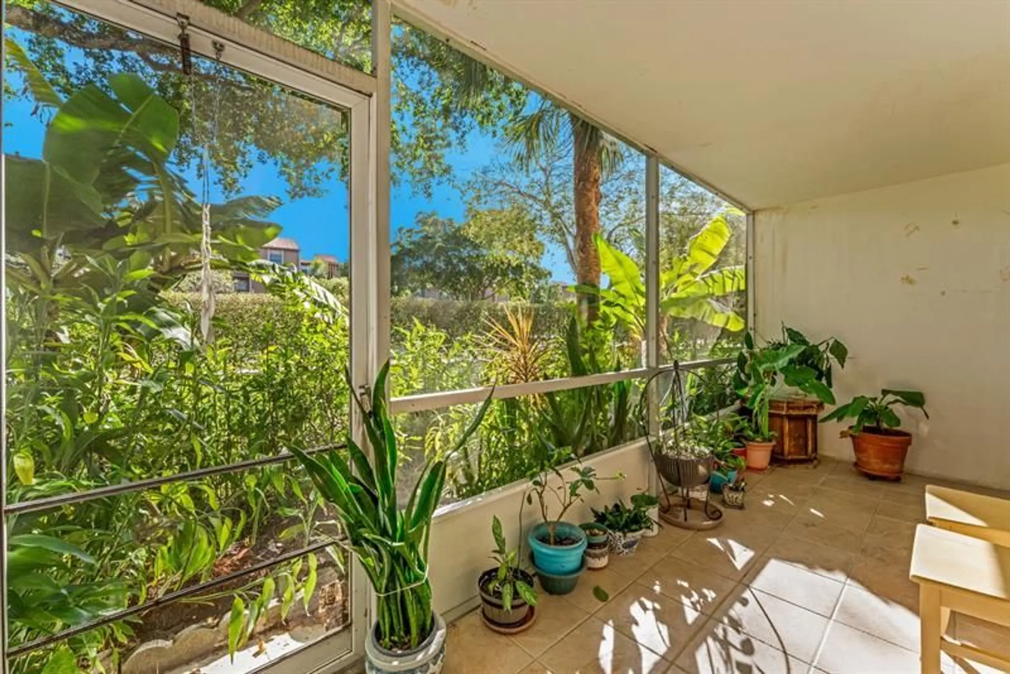 Property Slideshow image 17 of 29 | 331 nw 76th ave apt 104, Margate, FL, 33063