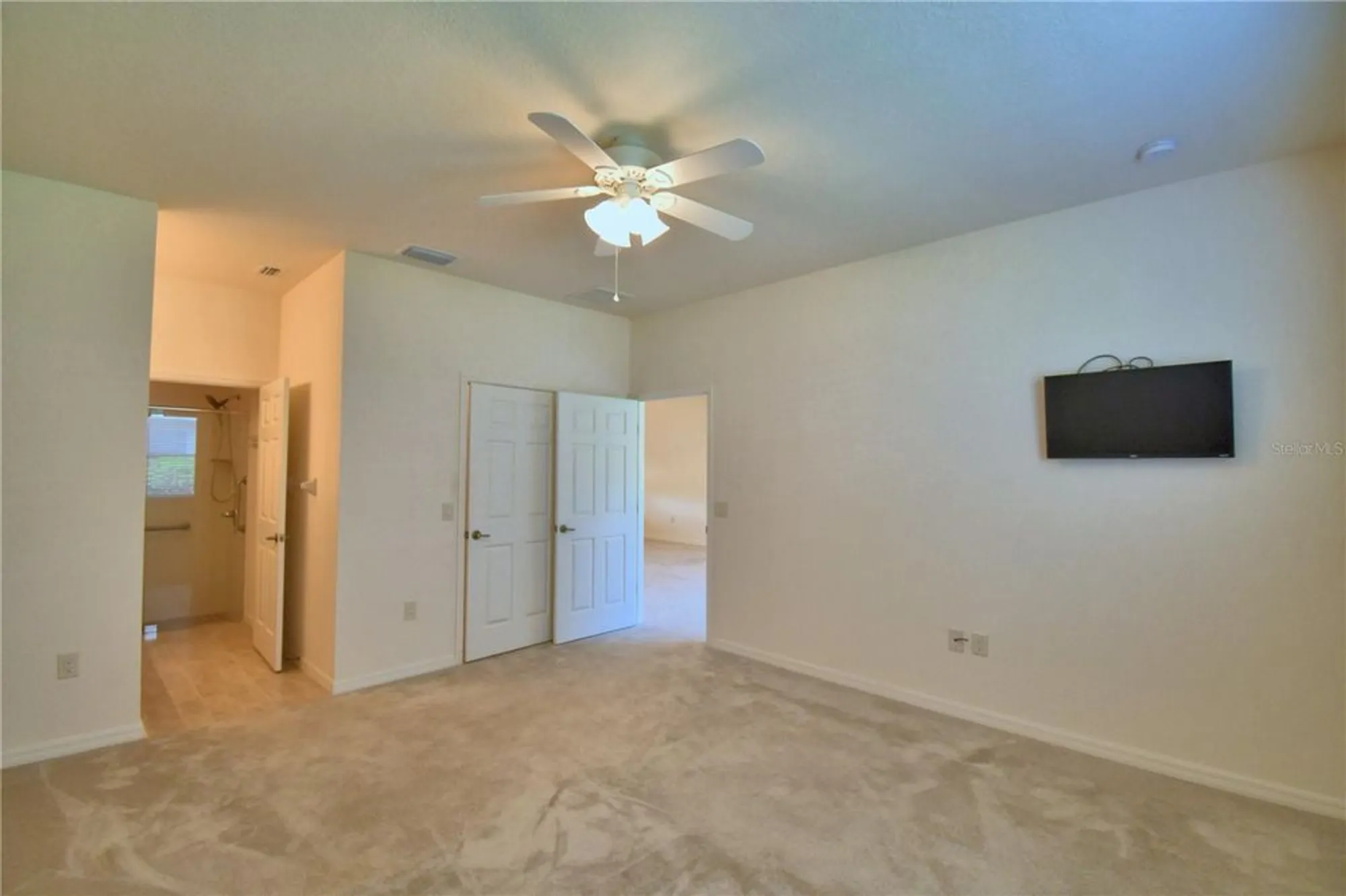 Property Slideshow image 17 of 68 | 1613 linz ct, Winter Haven, FL, 33884