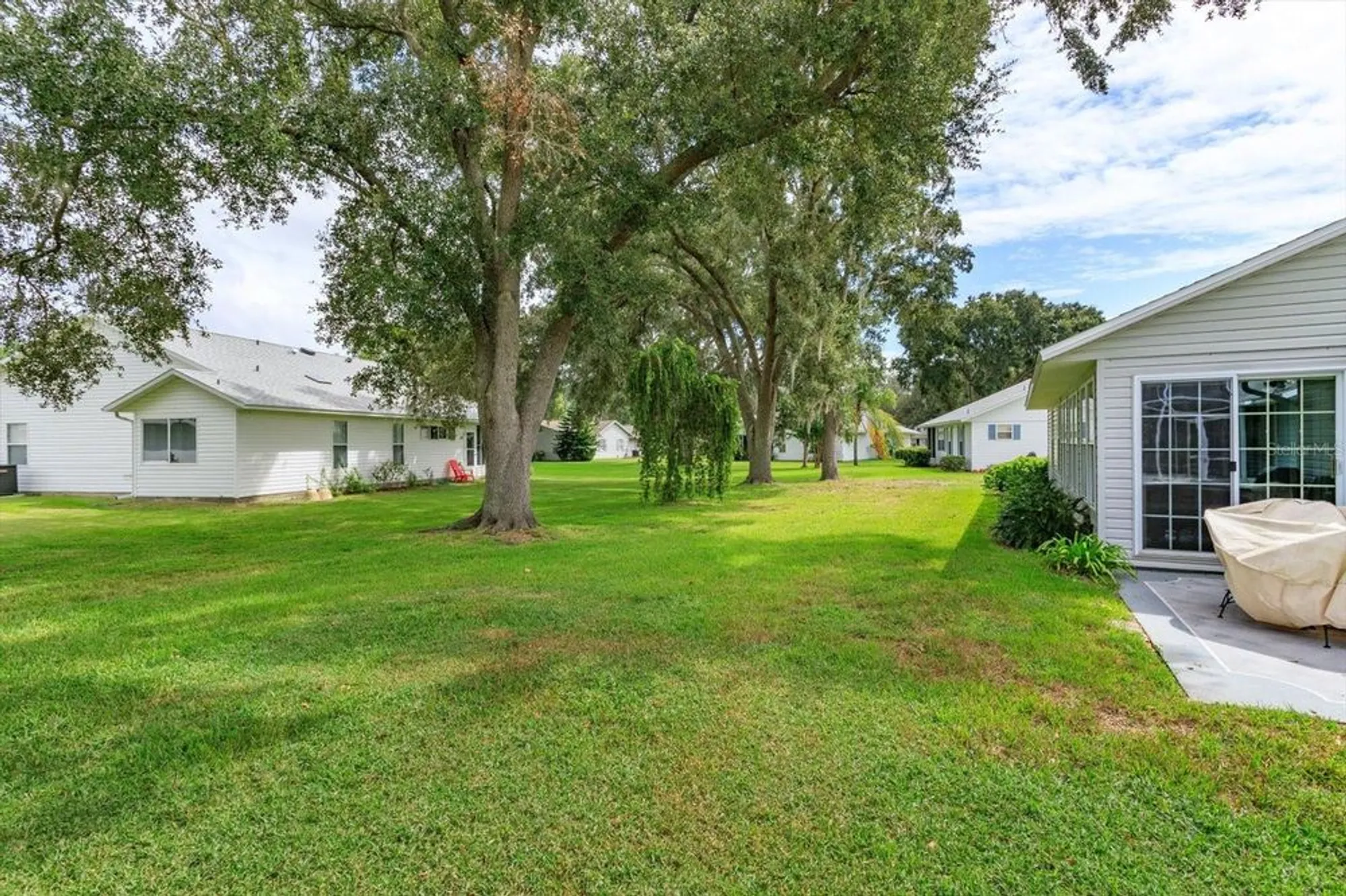 Property Slideshow image 24 of 26 | 26126 newcombe cir, Leesburg, FL, 34748