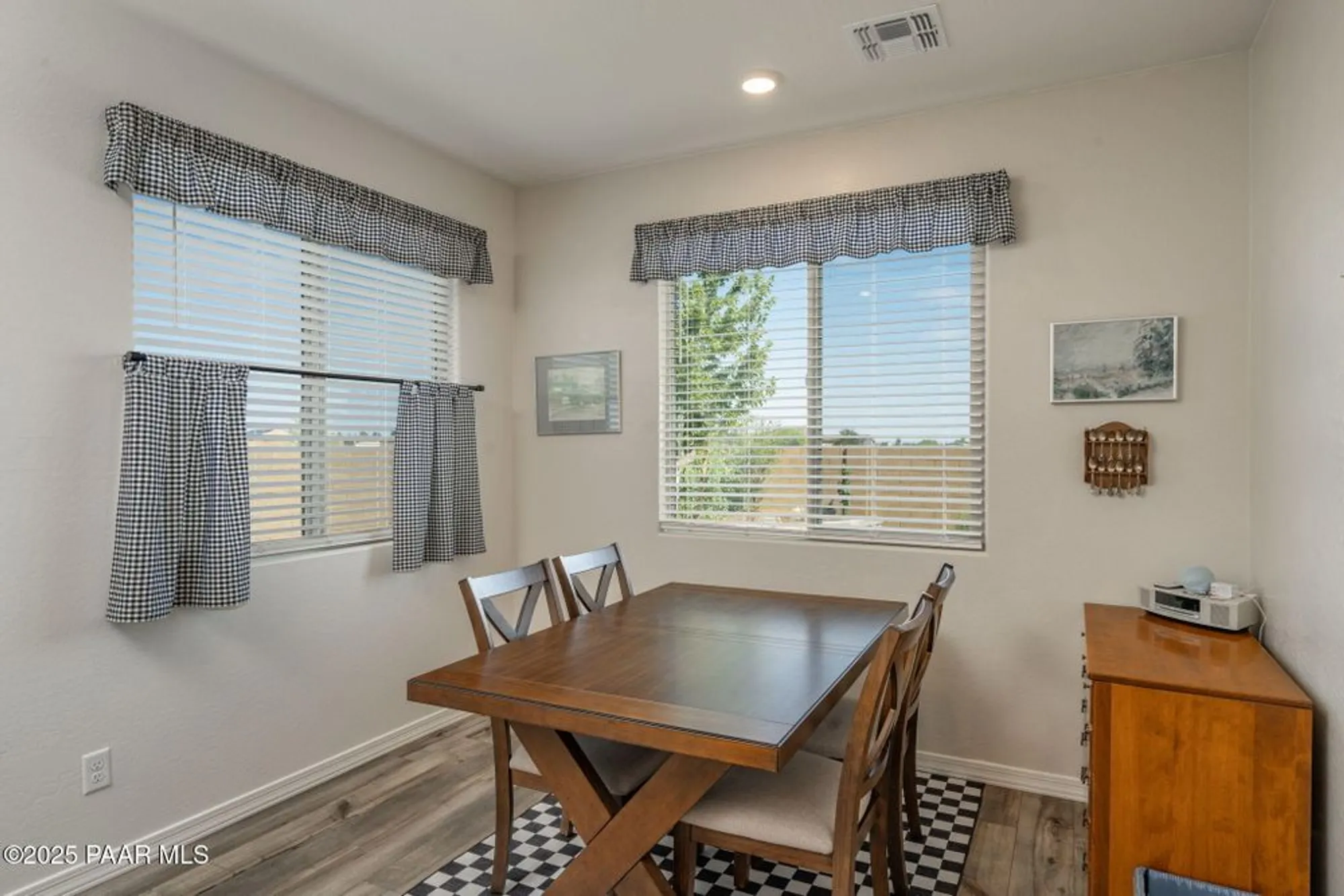 Property Slideshow image 14 of 37 | 7724 e turnberry dr, Prescott Valley, AZ, 86315