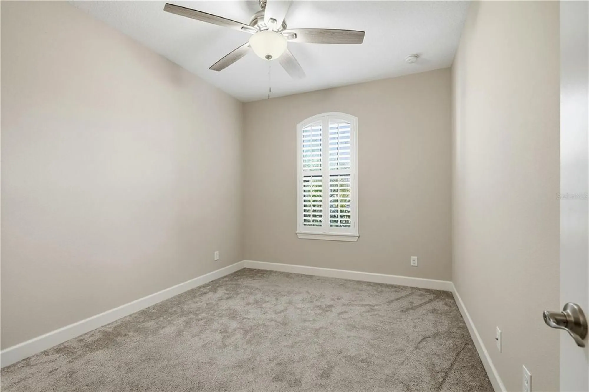 Property Slideshow image 18 of 70 | 20112 sorano hill pl, Tampa, FL, 33647