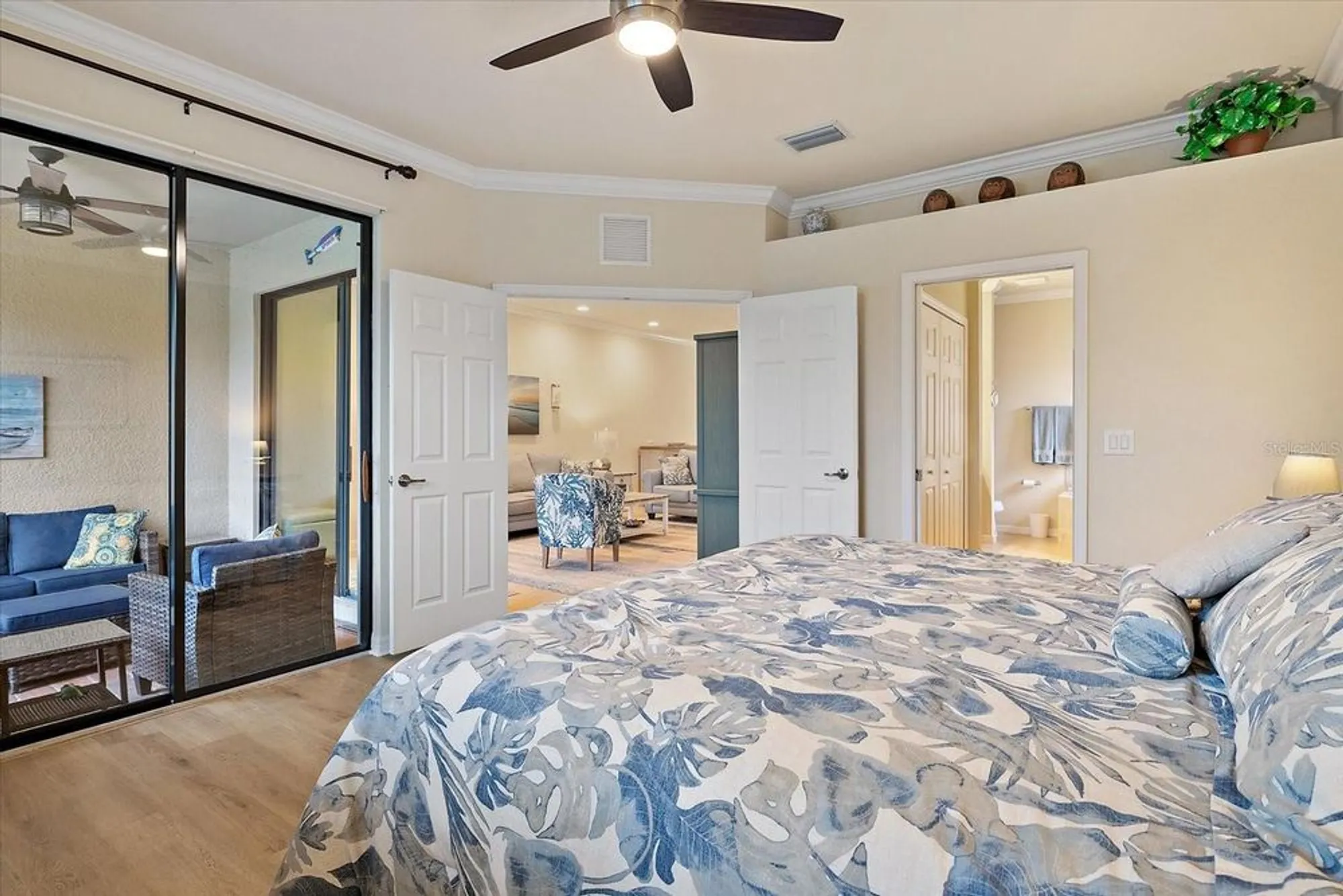 Property Slideshow image 14 of 30 | 6720 willowshire way, Bradenton, FL, 34212