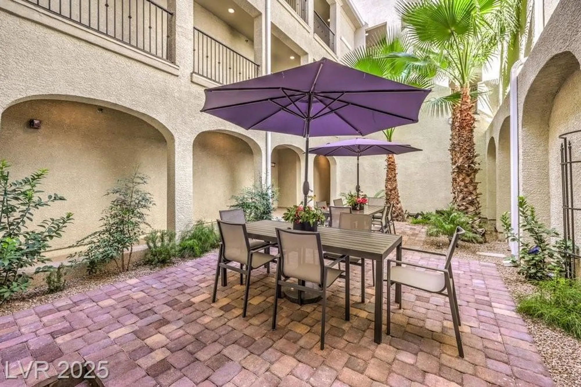 Property Slideshow image 3 of 70 | 2555 hampton rd 10303, Henderson, NV, 89052