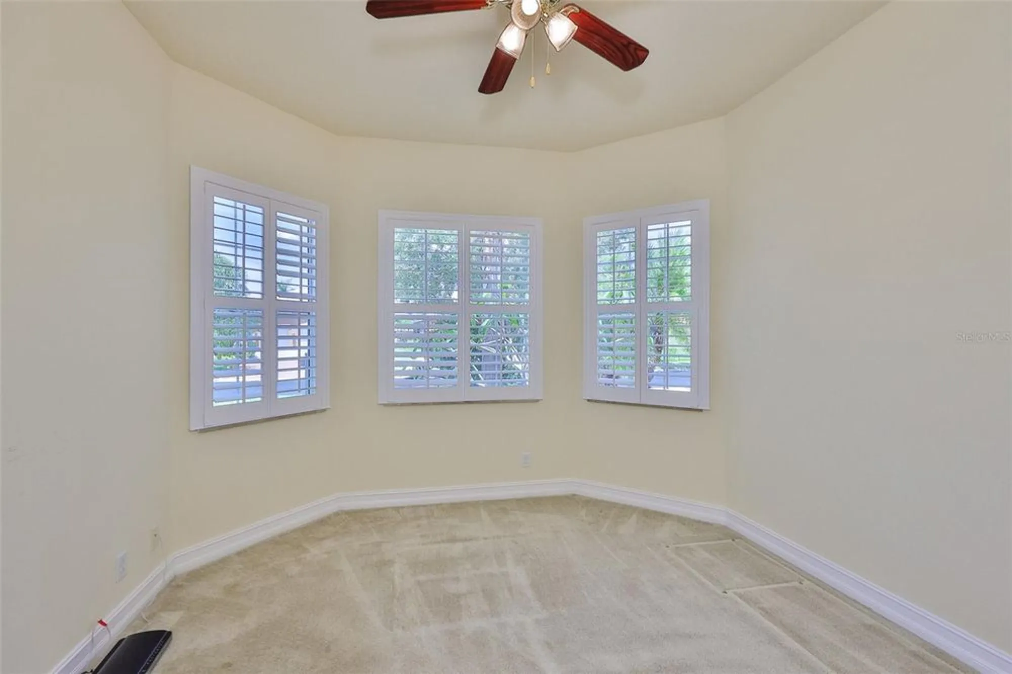 Property Slideshow image 37 of 75 | 16227 cape coral dr, Wimauma, FL, 33598