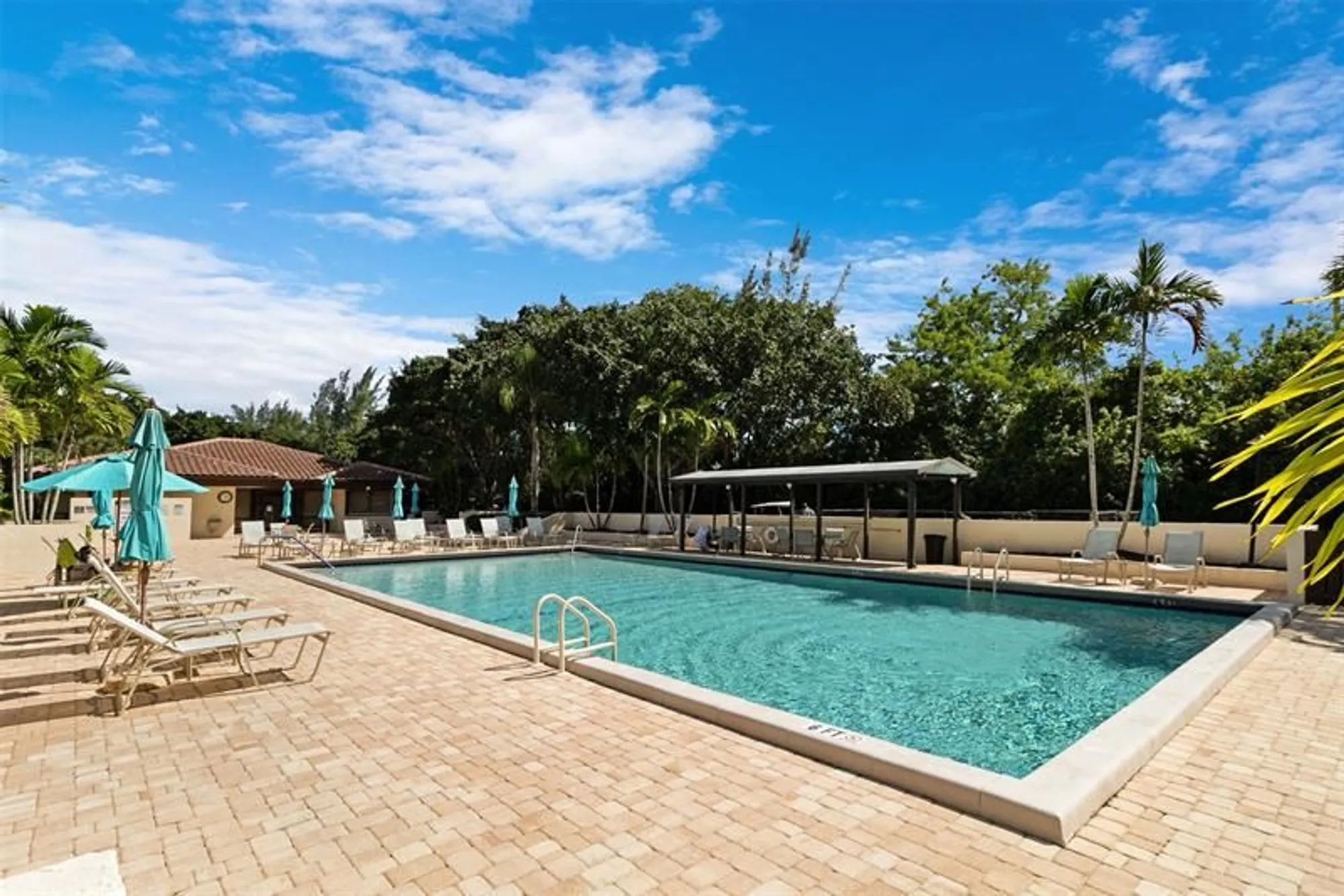 Property Slideshow image 28 of 32 | 21662 arriba real apt 44h, Boca Raton, FL, 33433