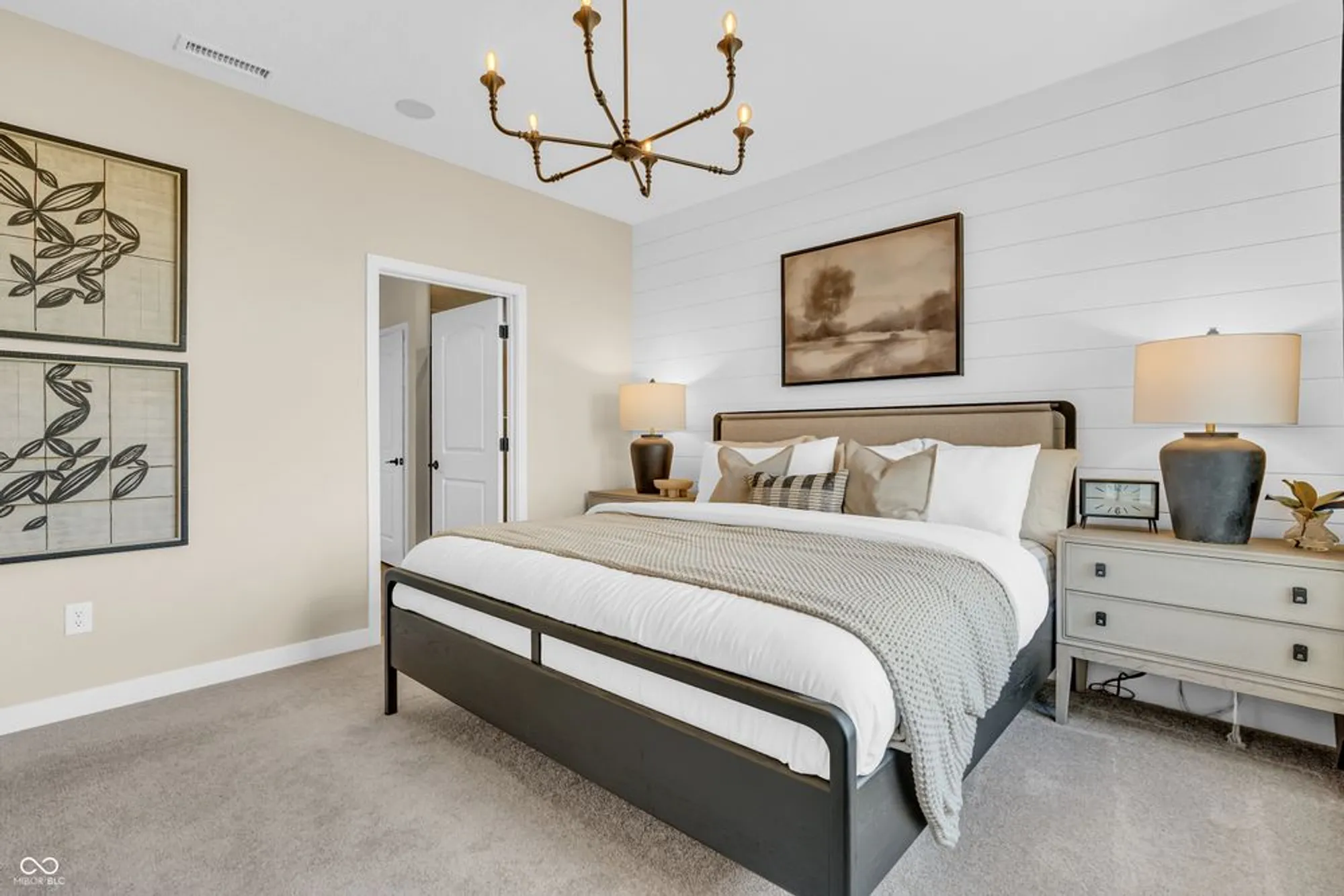 Property Slideshow image 19 of 31 | 13296 roundtop rd, Noblesville, IN, 46060