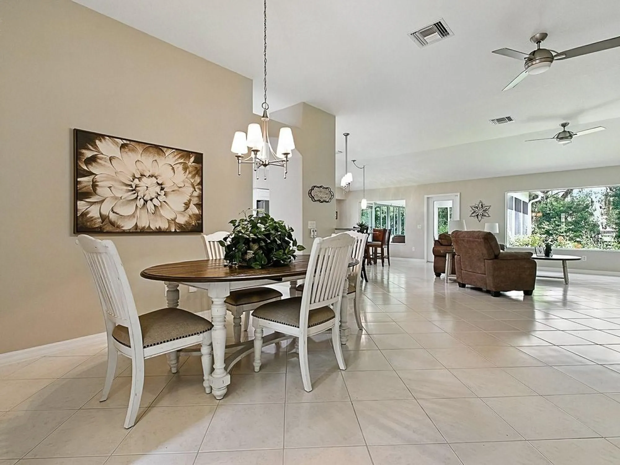 Property Slideshow image 7 of 56 | 17037 se 76th creekside cir, The Villages, FL, 32162