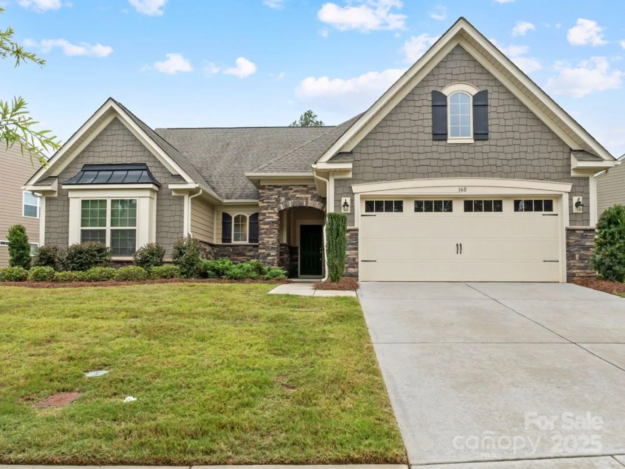 Property Slideshow image 5 of 40 | 360 picasso trl # 169, Mount Holly, NC, 28120