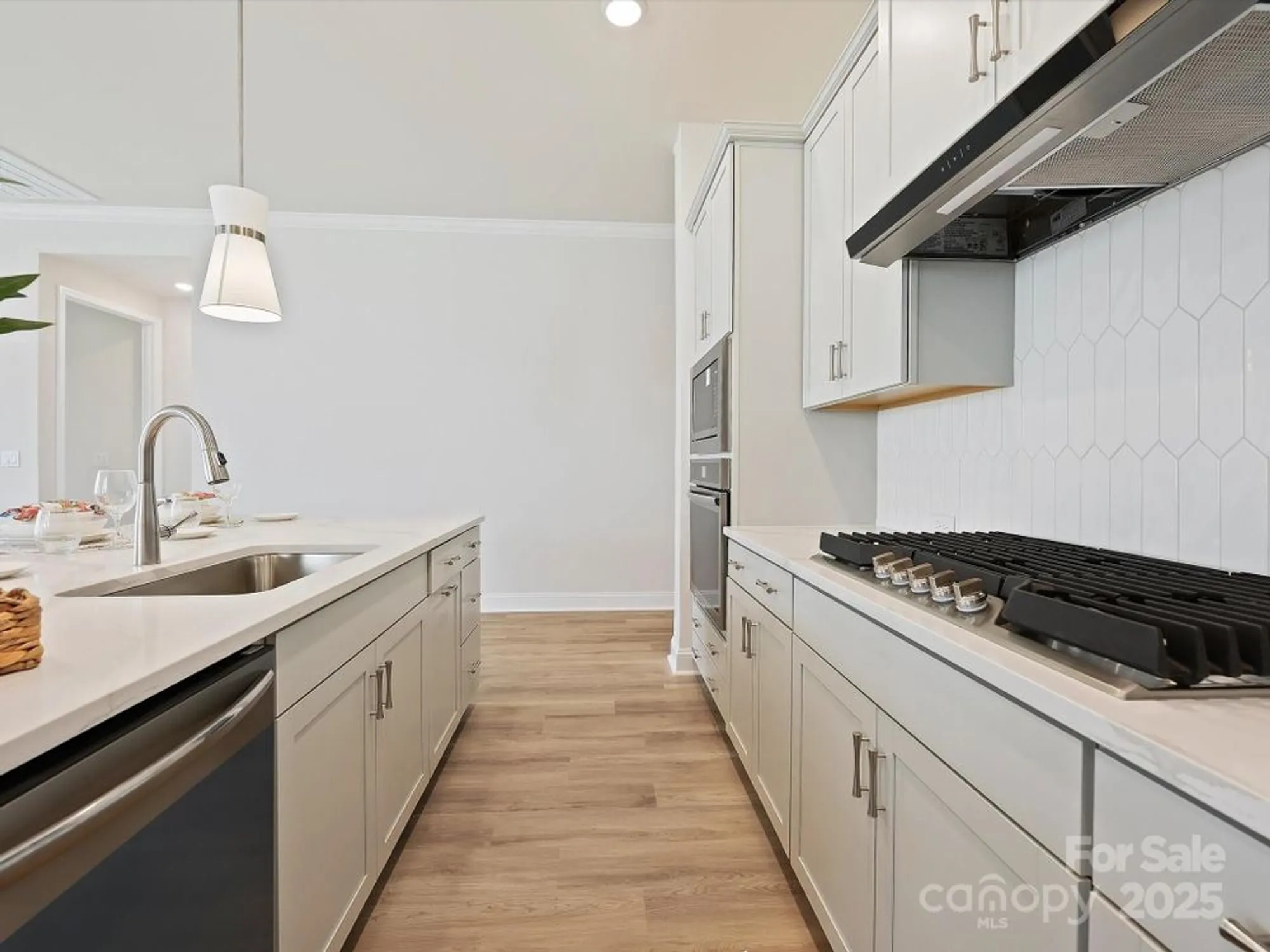 Property Slideshow image 2 of 45 | 1111 meander ln, Waxhaw, NC, 28173