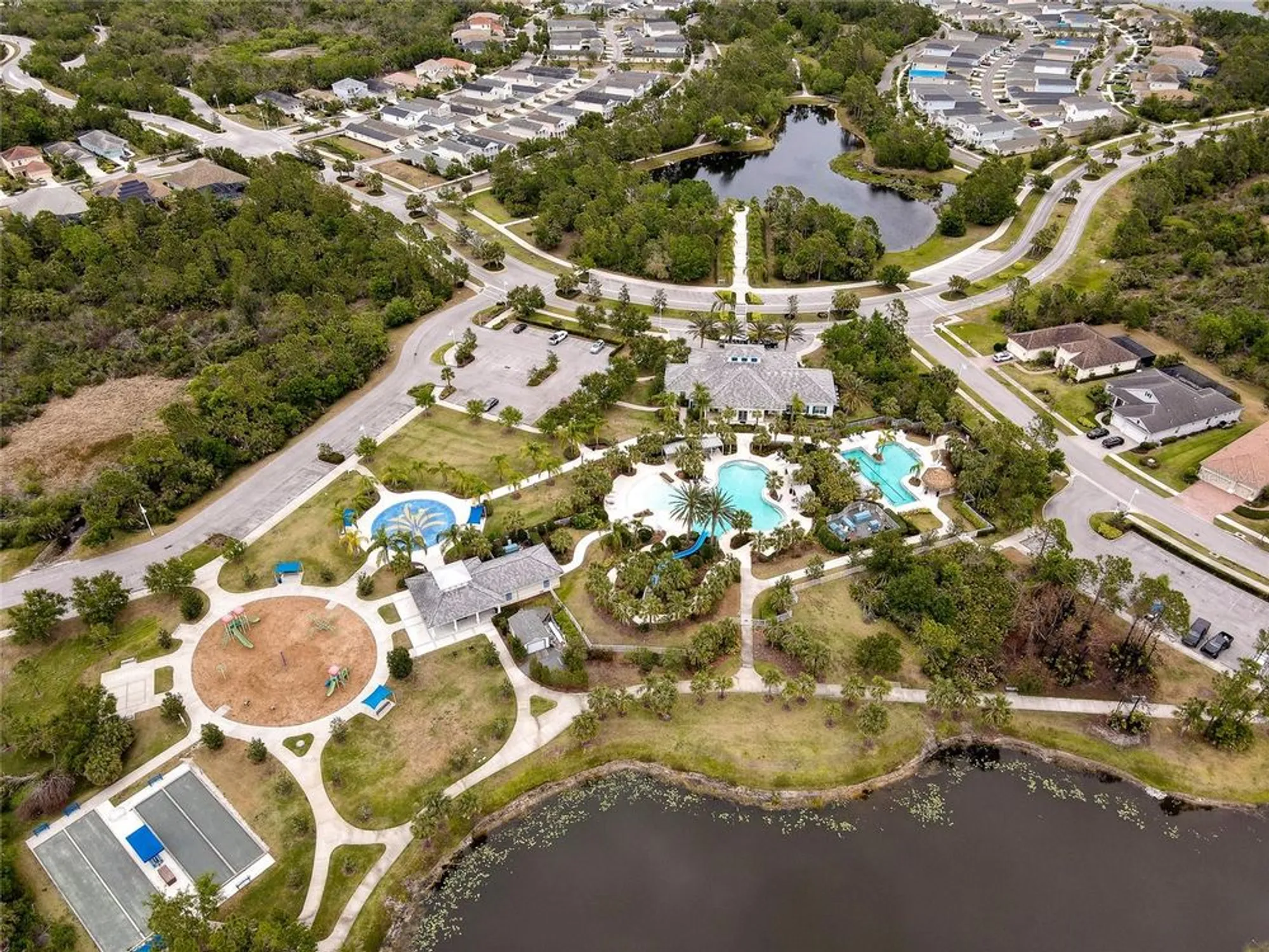 Property Slideshow image 53 of 59 | 21629 avon park ct, Venice, FL, 34293