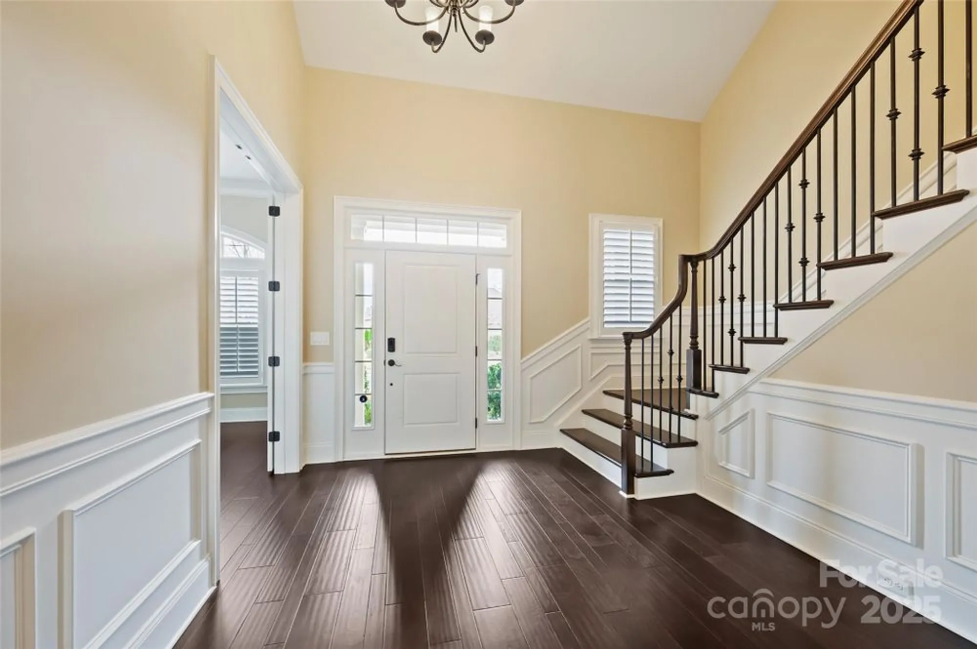 Property Slideshow image 4 of 27 | 14629 glen valley ct, Charlotte, NC, 28278