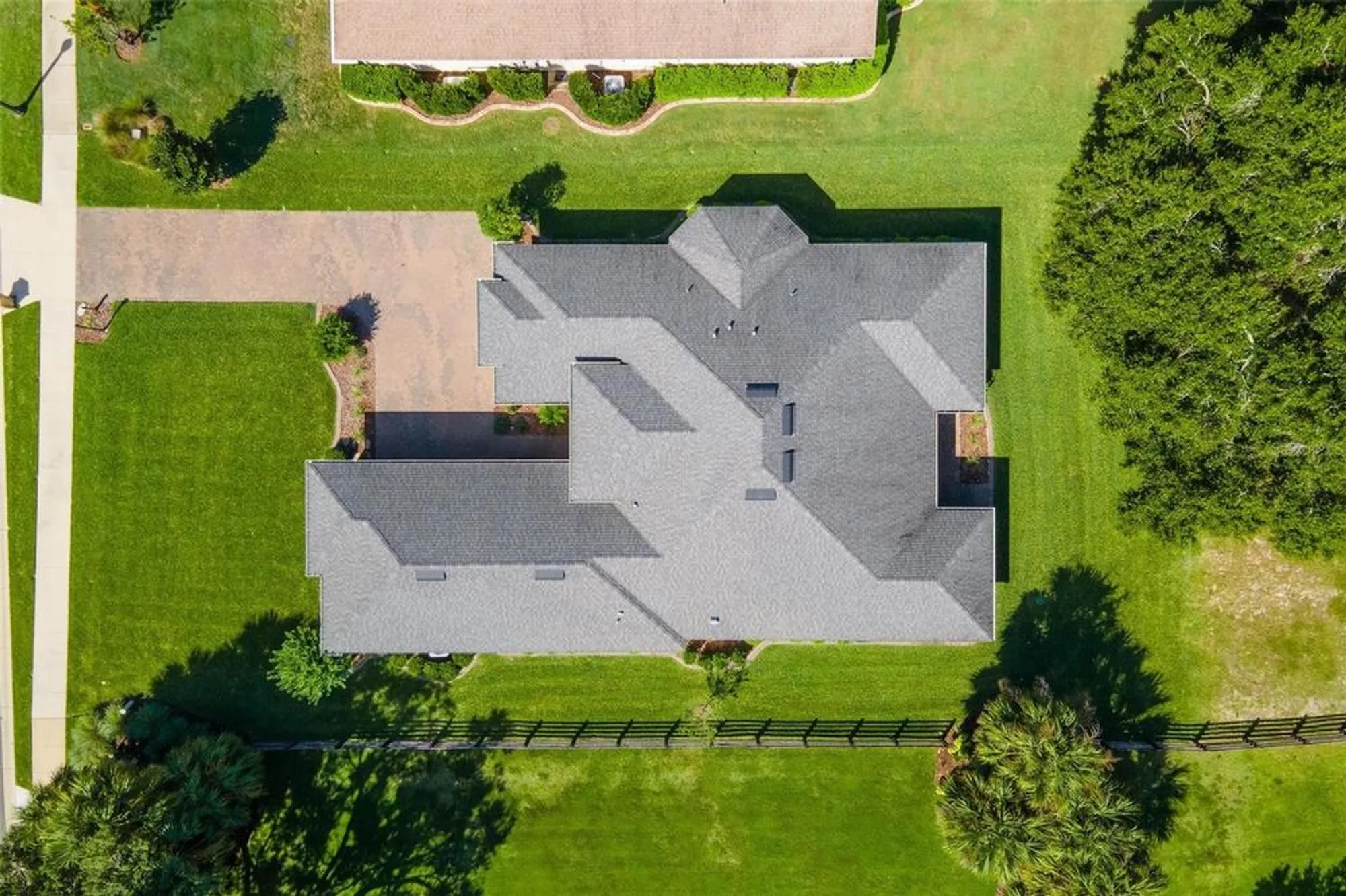 Property Slideshow image 55 of 56 | 5066 greens dr, Lady Lake, FL, 32159