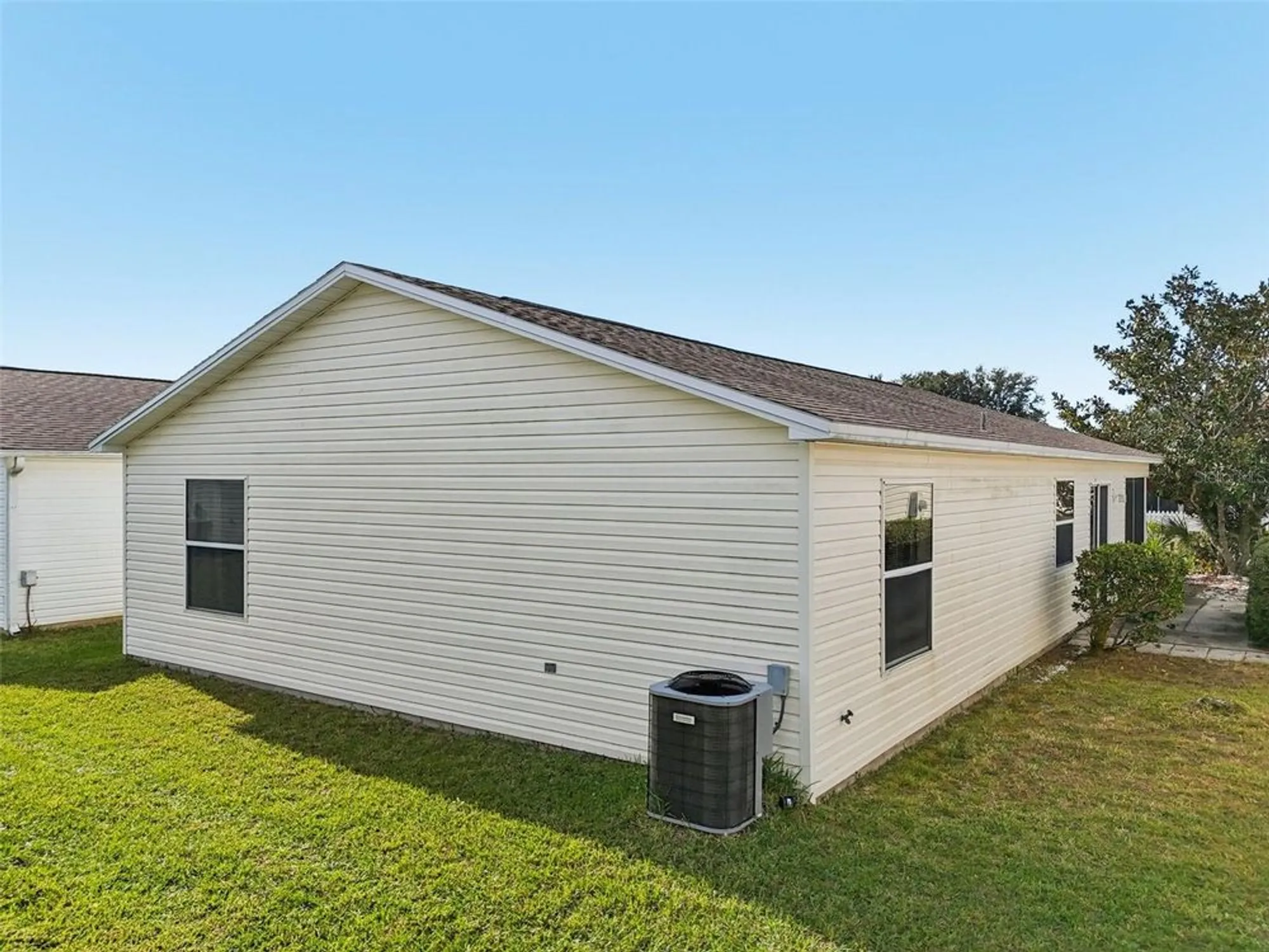 Property Slideshow image 50 of 52 | 2603 olivarez way, The Villages, FL, 32162