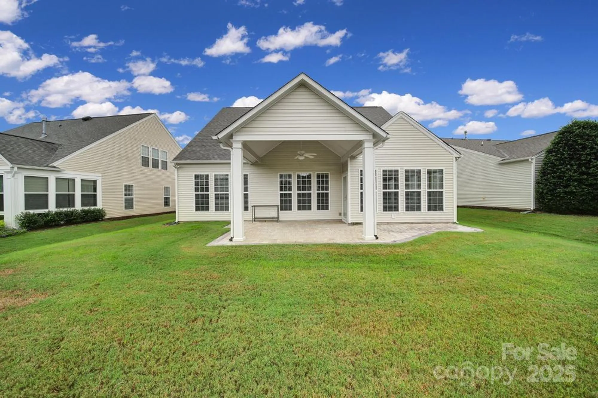 Property Slideshow image 33 of 48 | 1024 mesa verde dr, Fort Mill, SC, 29707