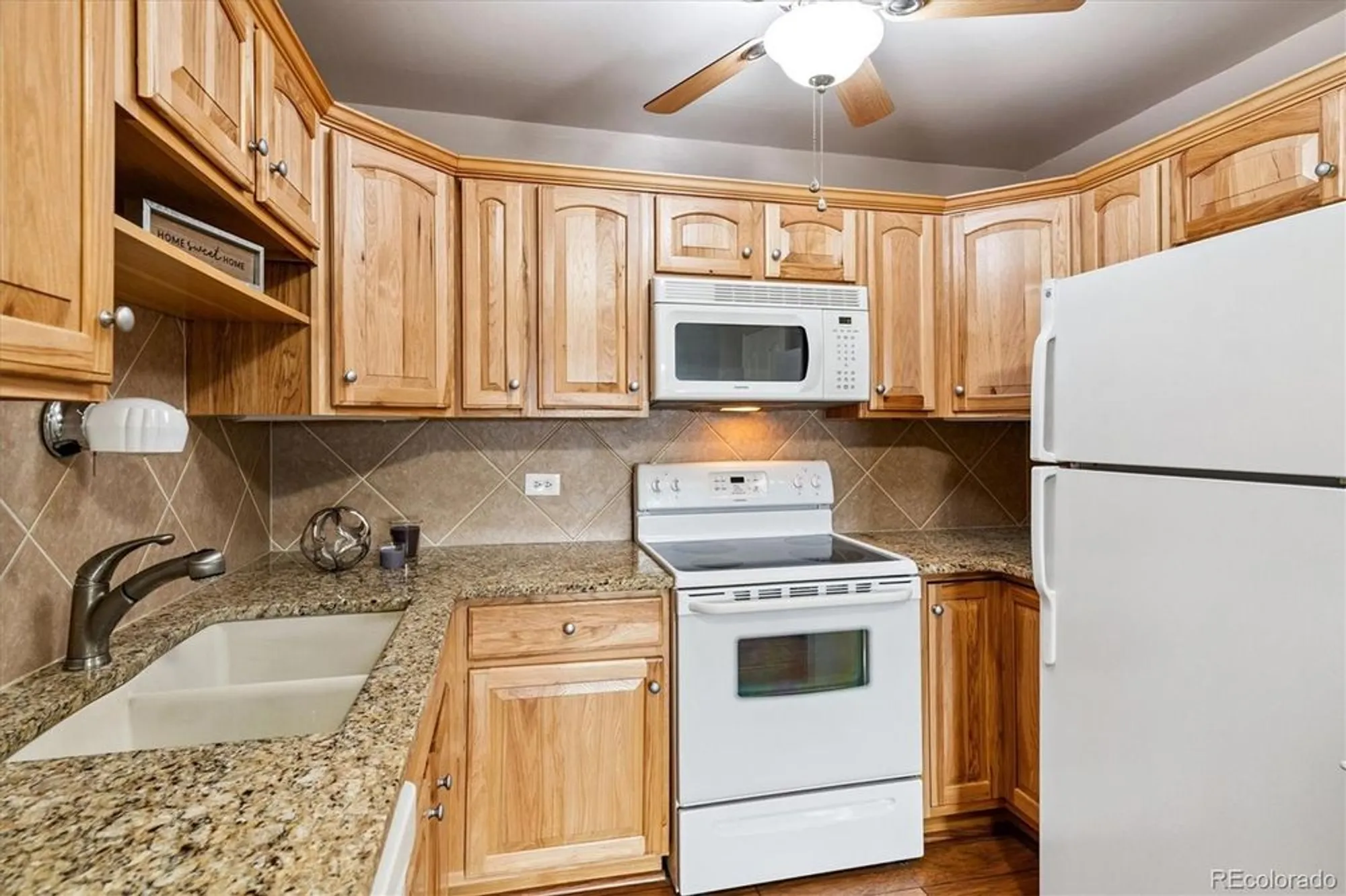 Property Slideshow image 4 of 50 | 665 s alton way 7d, Denver, CO, 80247
